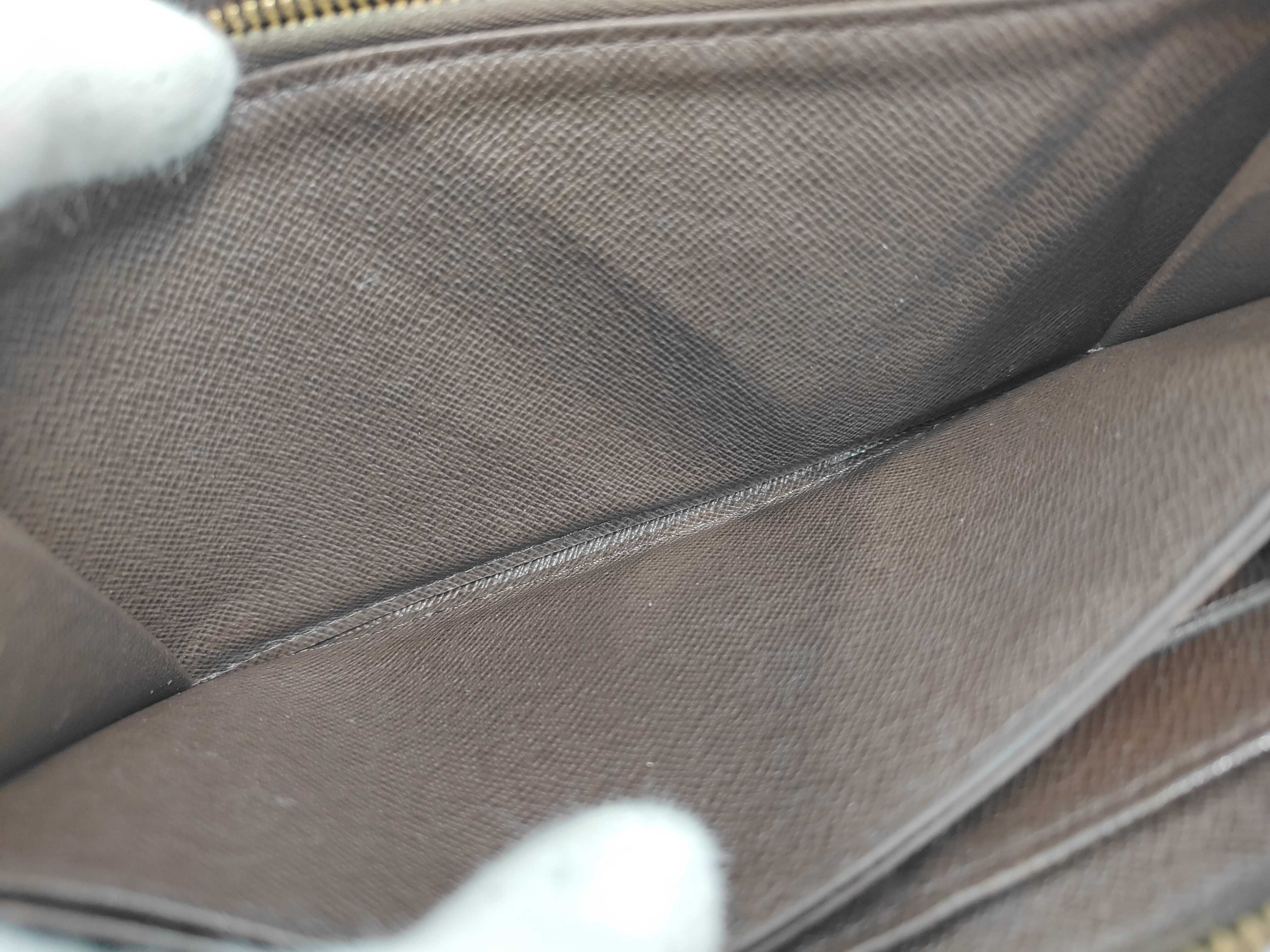 Damier Zippy Wallet — view 9
