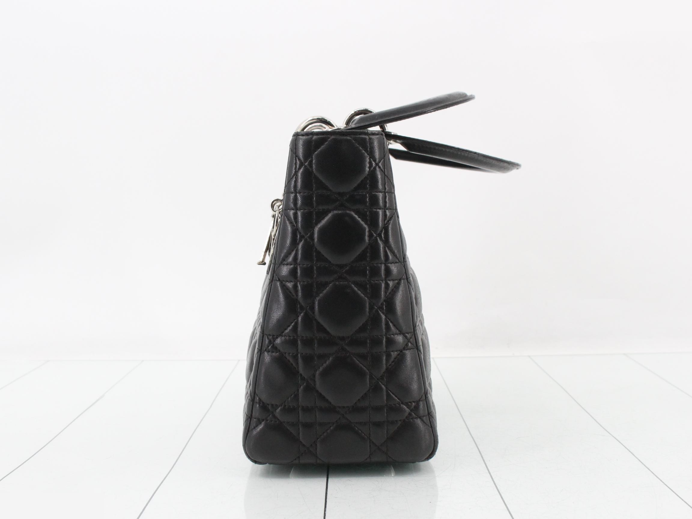 Lady Dior Medium Cannage Lambskin Black 25 x 20 x 12 cm — view 3
