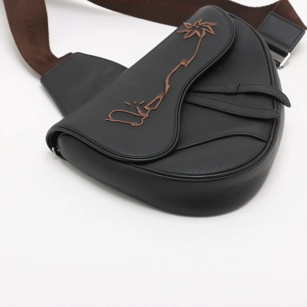 x Cactus Jack Saddle Leather Body Bag Black — view 4