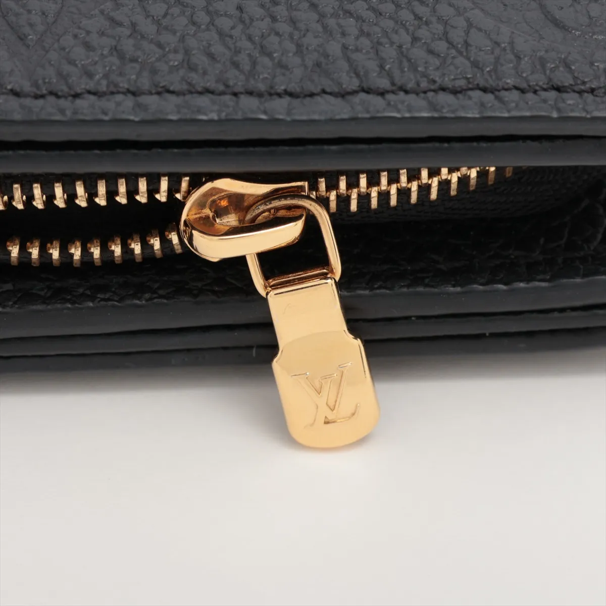 Monogram Empreinte Portefeuille Claire M80151 Noir Compact Wallet (RFID detected) — view 8