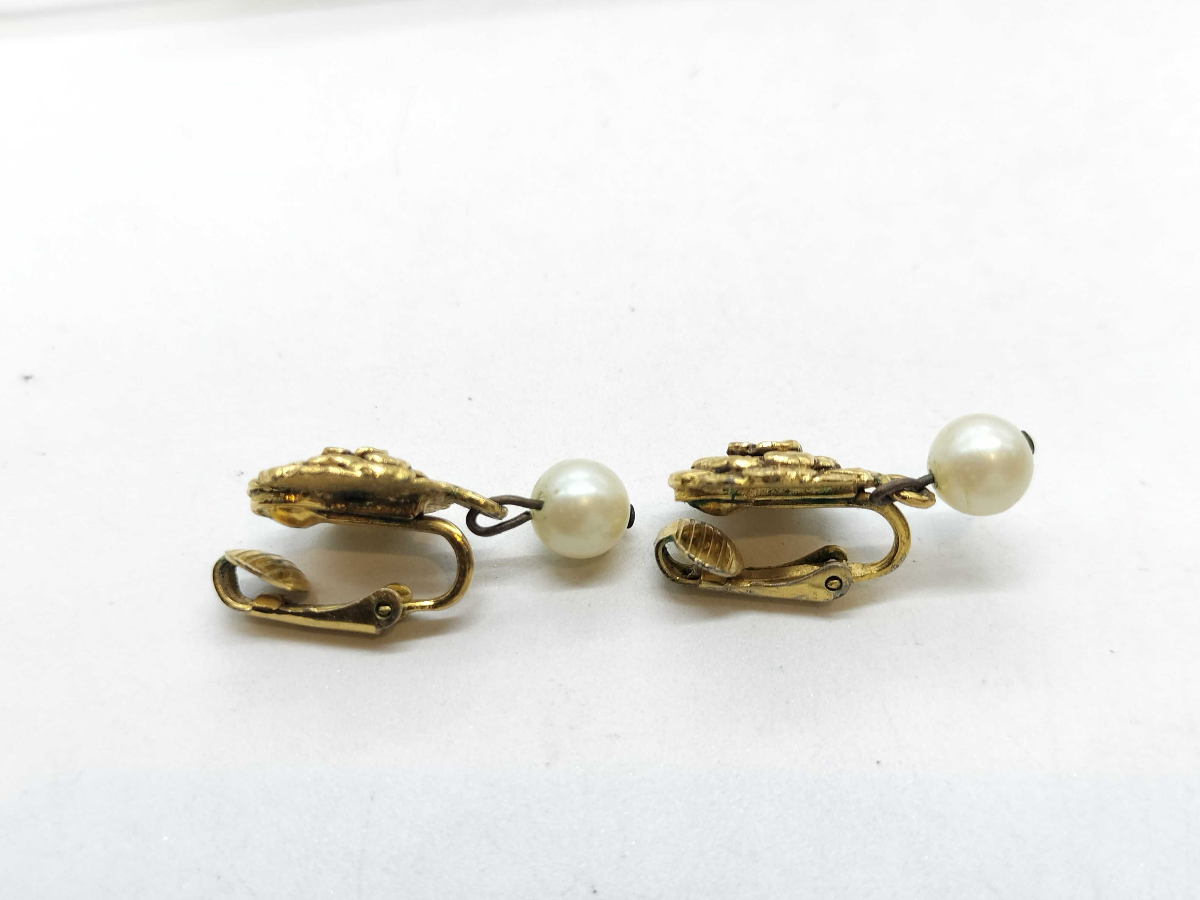 Flower/Pearl Earrings Vintage Earrings — view 4