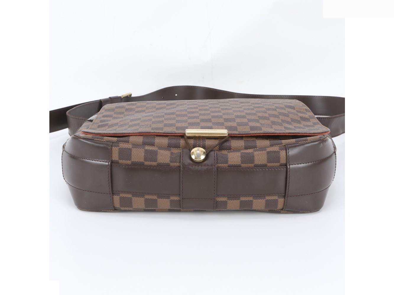 Damier Bastille N45258 Leather Shoulder Bag (Crossbody) — view 6