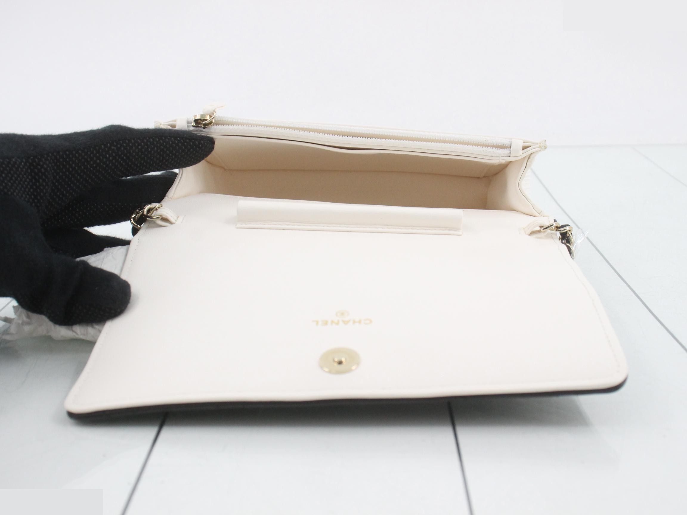 Book Lambskin Matelassé Chain Wallet — view 4