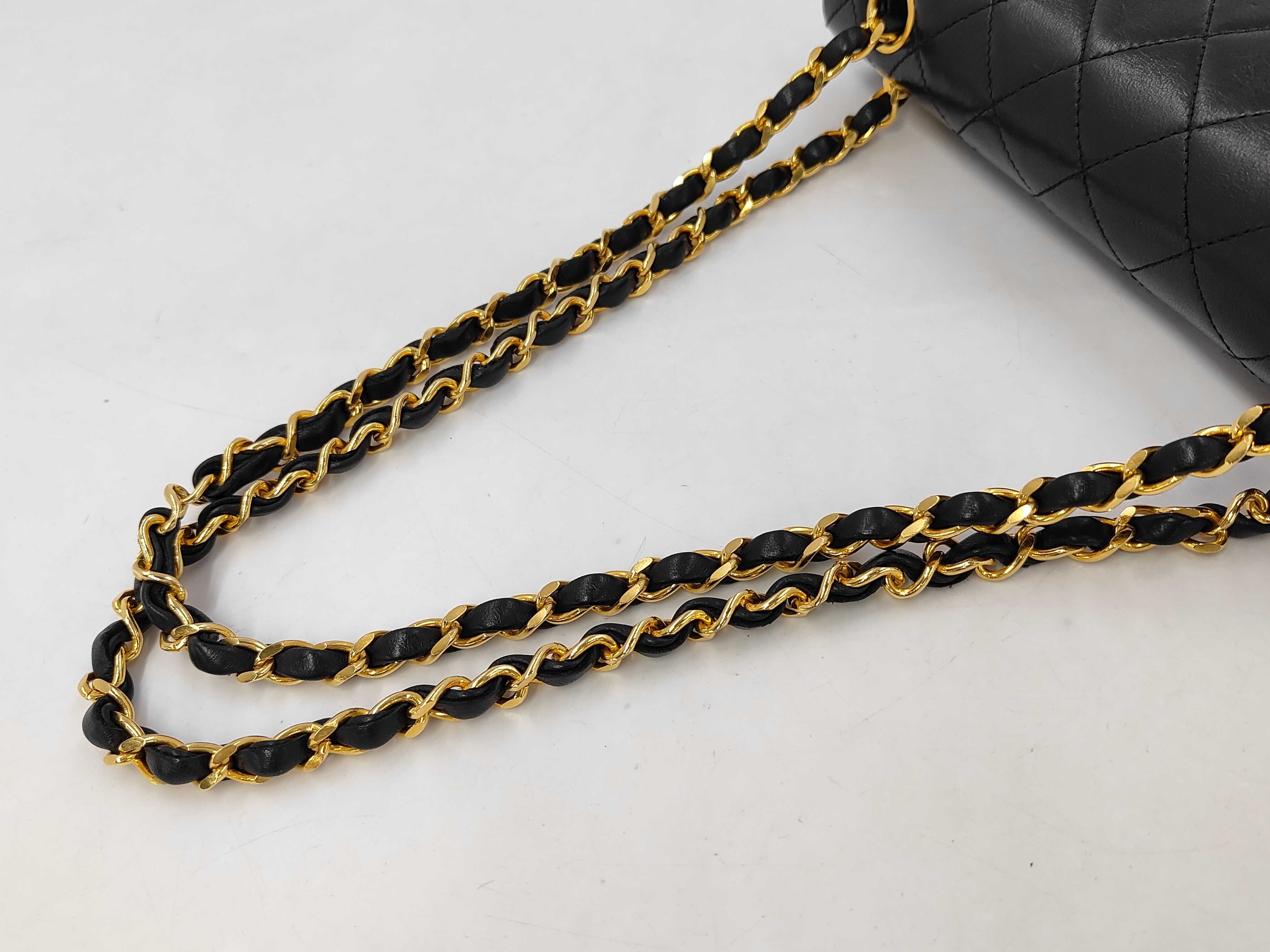 Matelassé 23 Lambskin Double Flap Double Chain Shoulder Bag — view 3