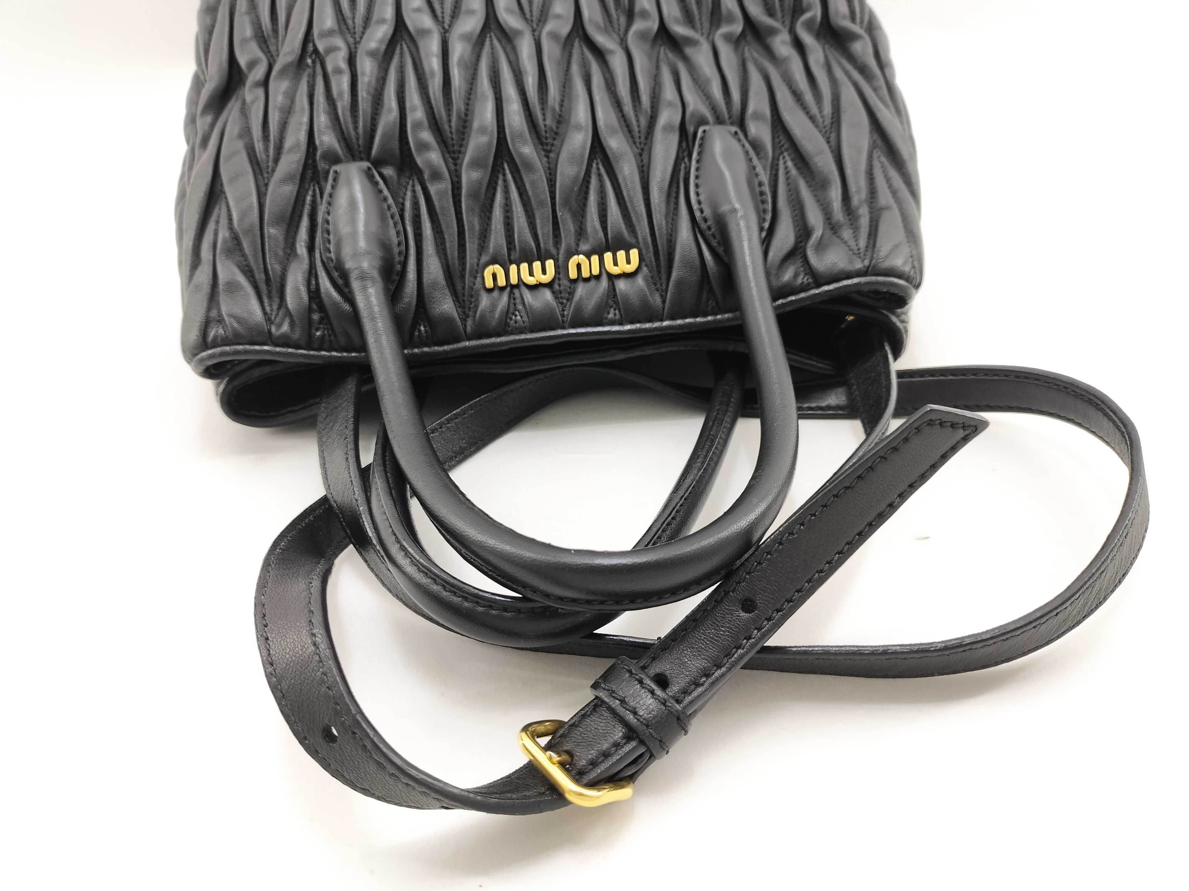 Matelassé Leather Handbag Shoulder Bag Black Serial Handbag — view 7