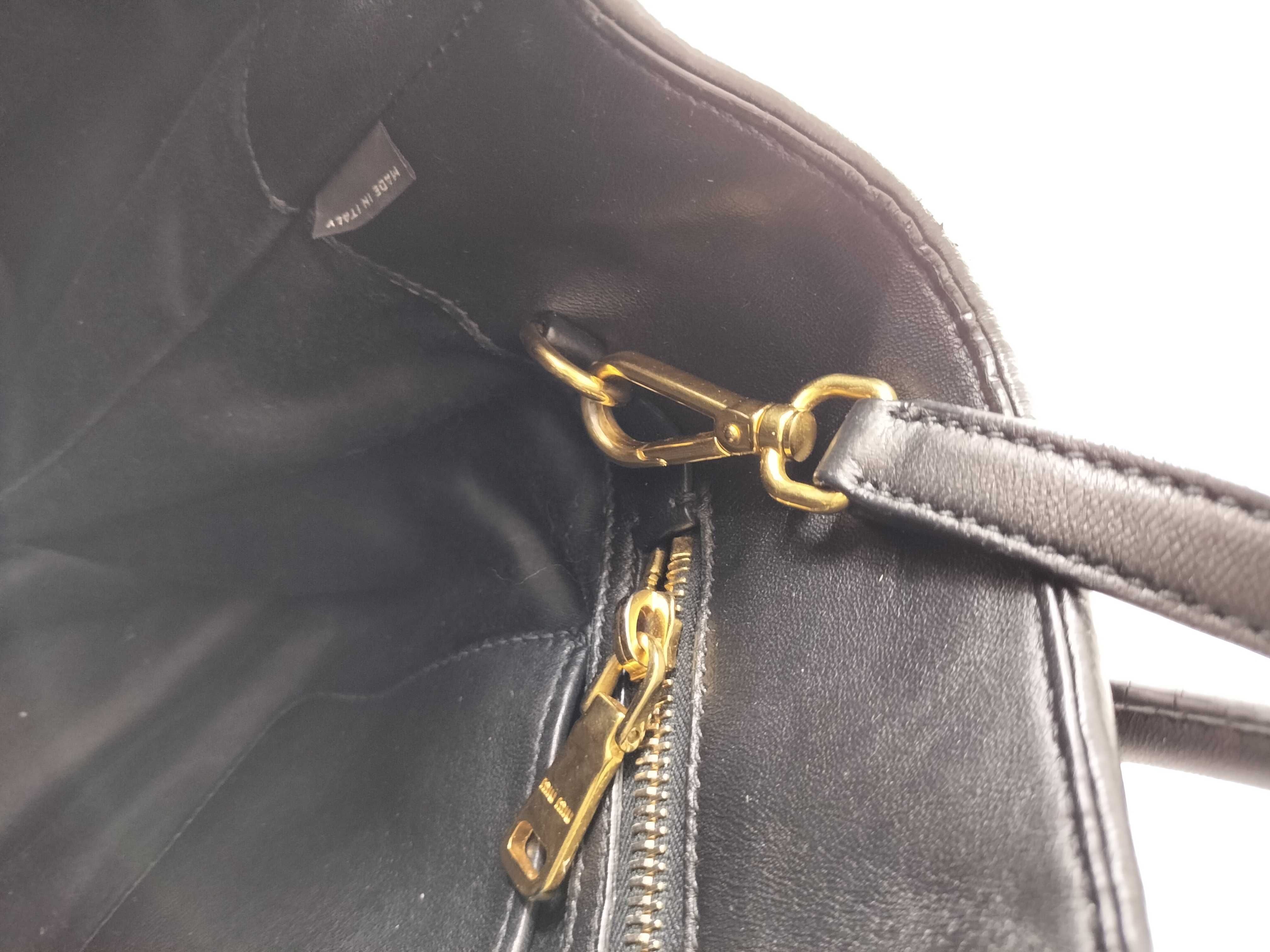 Matelassé Leather Handbag Shoulder Bag Black Serial Handbag — view 9