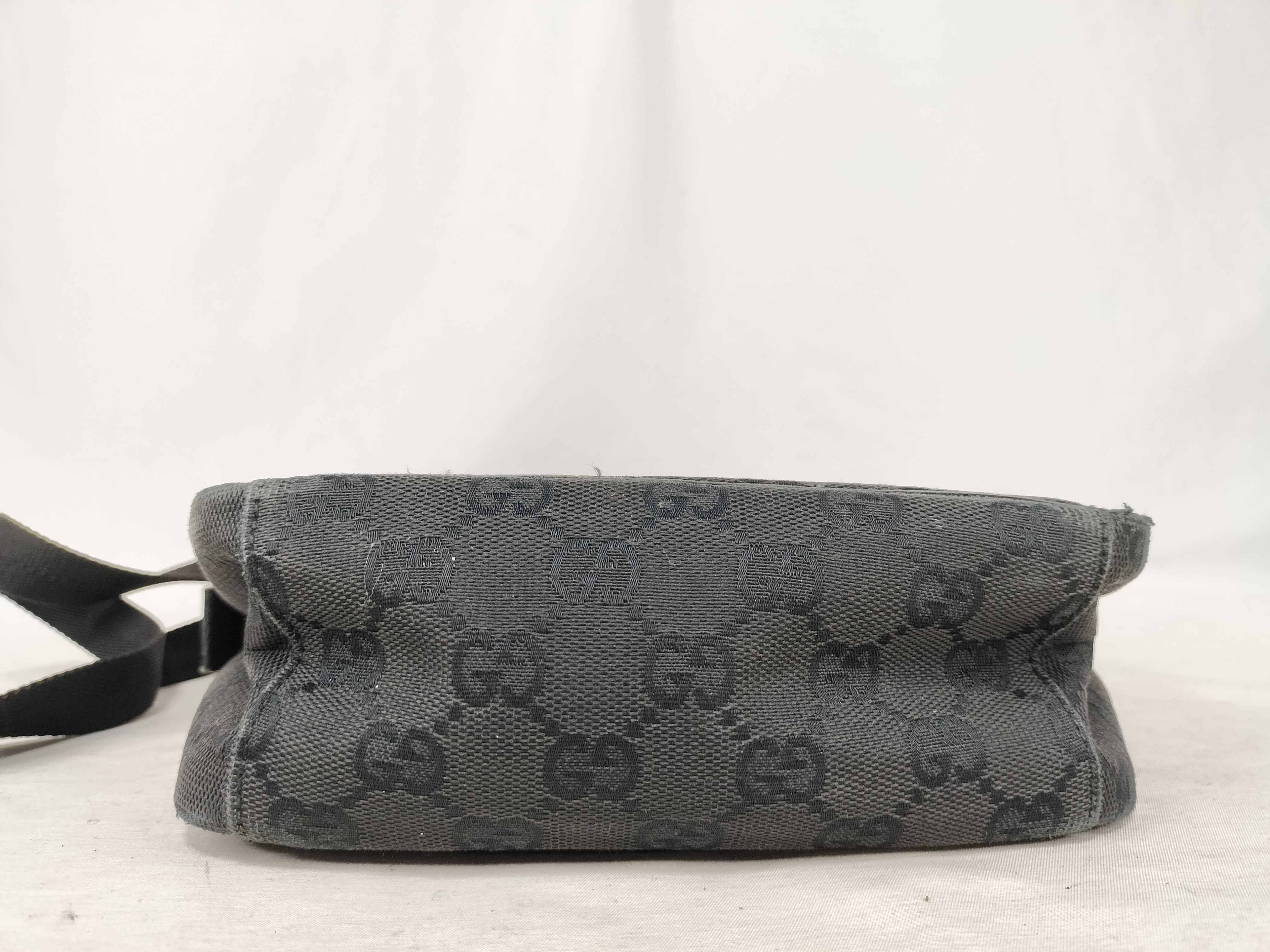 GG Canvas Shoulder Bag 122759 3444 — view 8