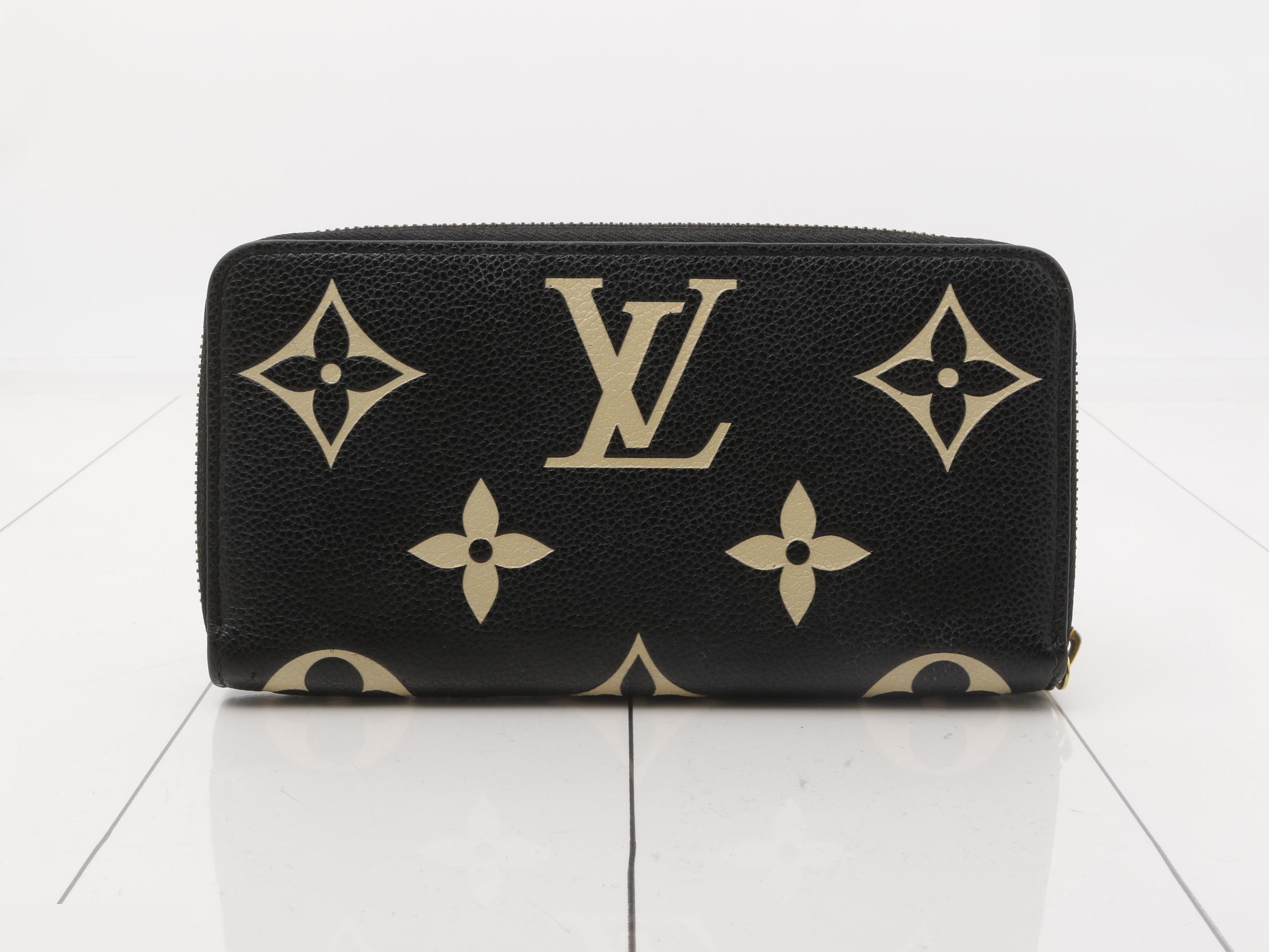 M80481 Zippy Wallet Round Zipper Long Wallet — view 2