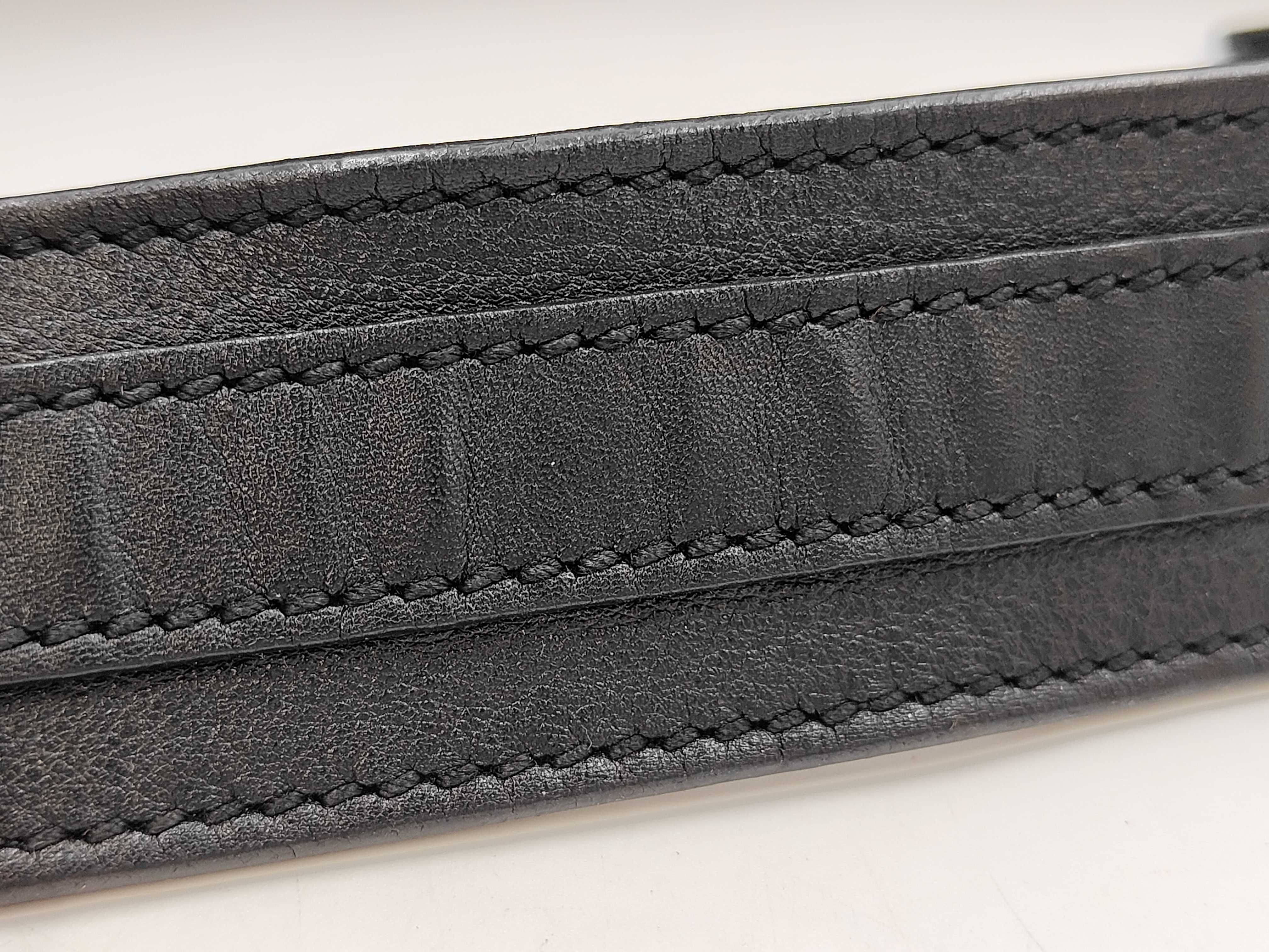 Black Leather Bean Shoulder Bag — view 7
