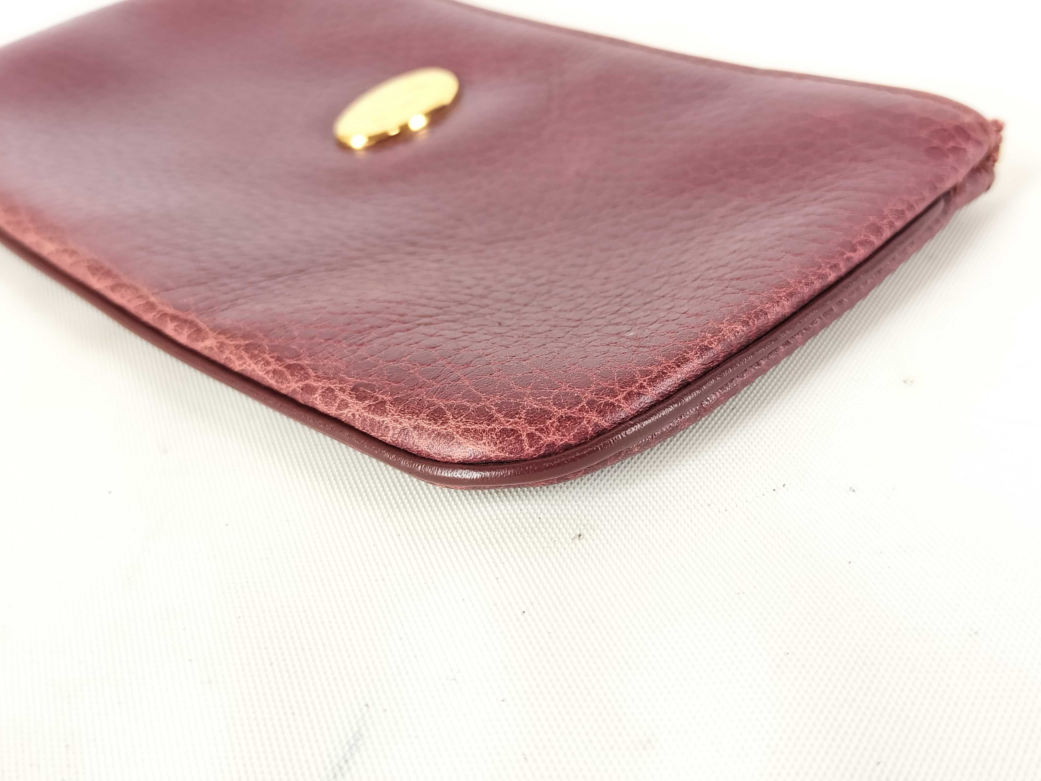 Must Pouch and other accessories — view 2