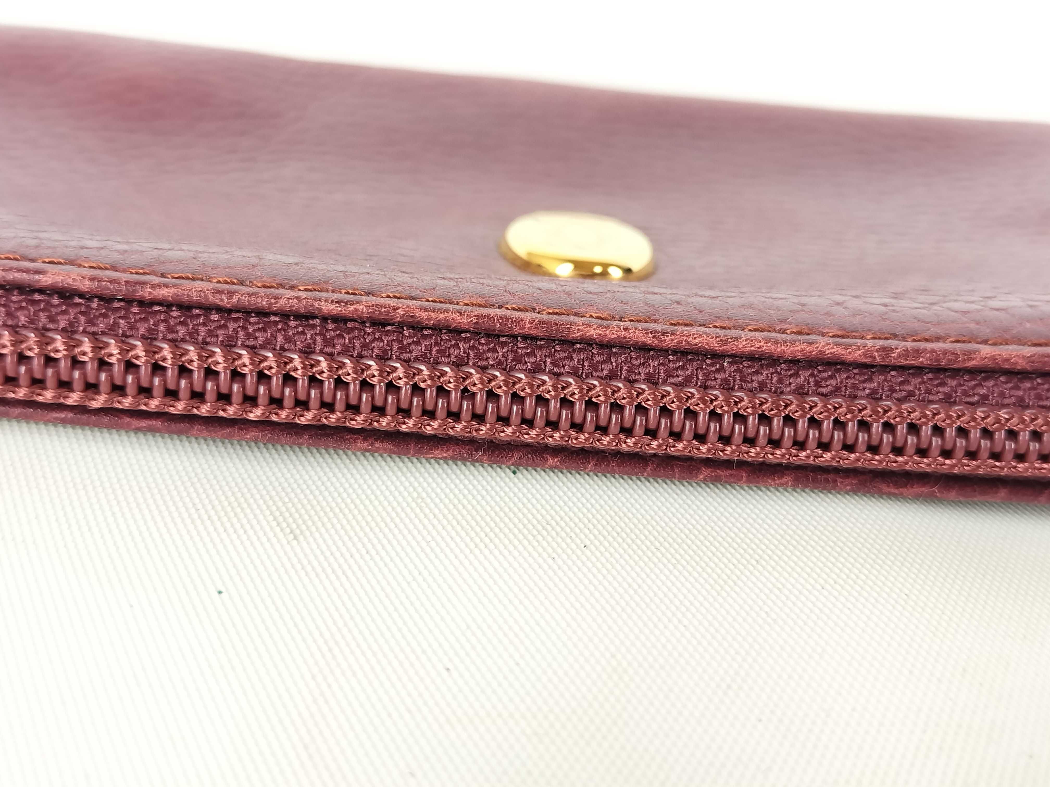 Must Pouch and other accessories — view 5