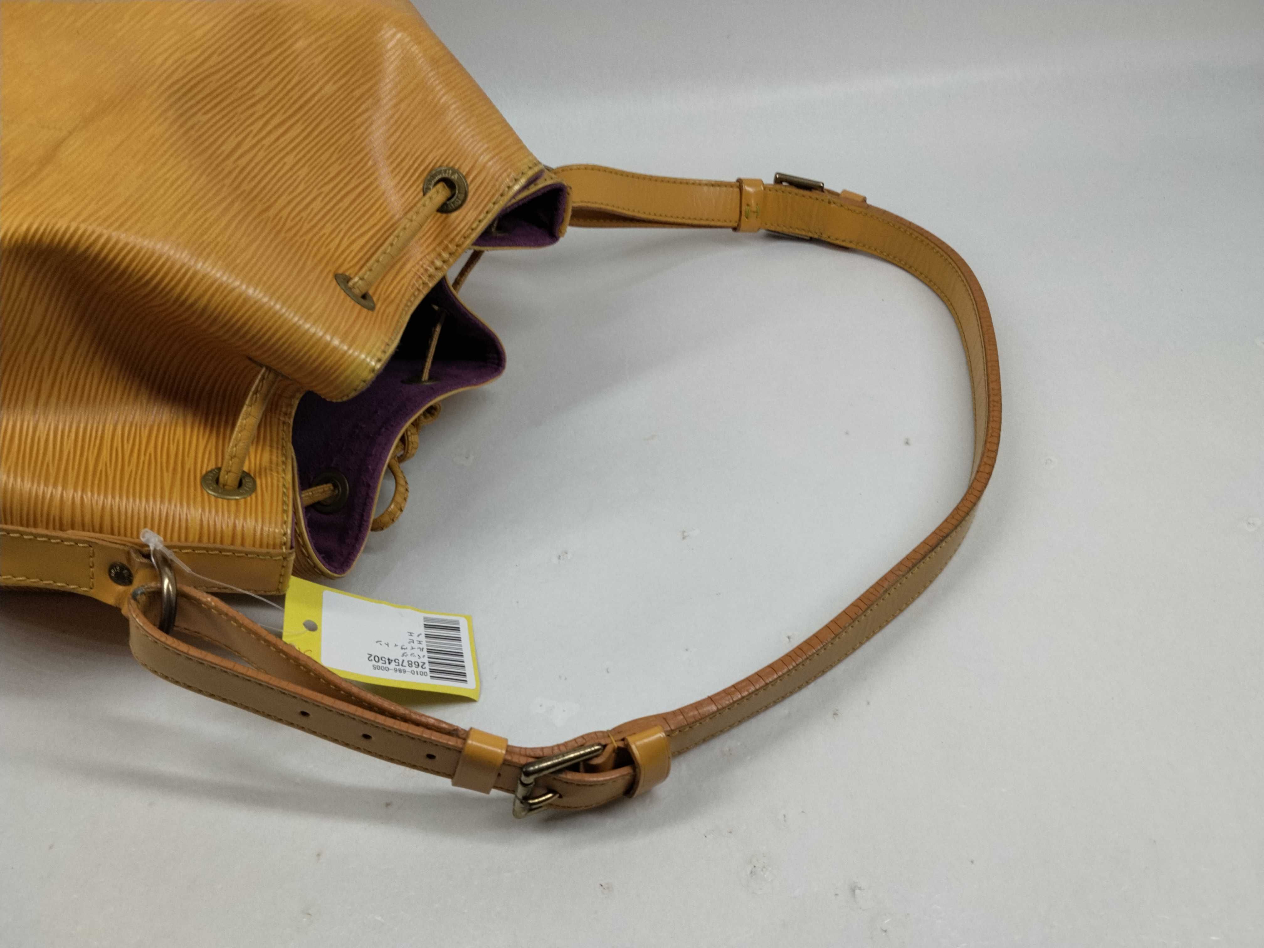 Epi Noé Shoulder Bag — view 6