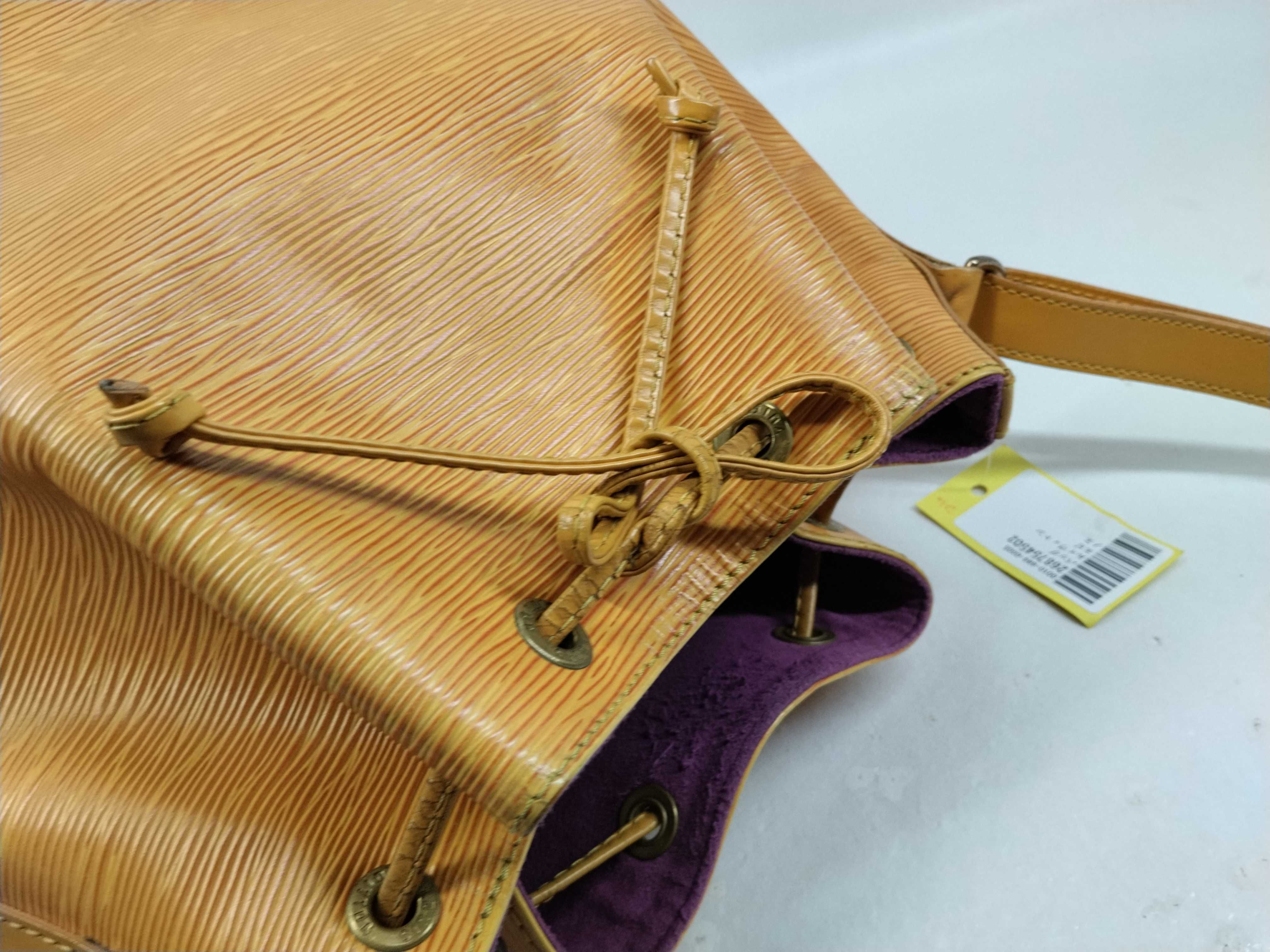 Epi Noé Shoulder Bag — view 9