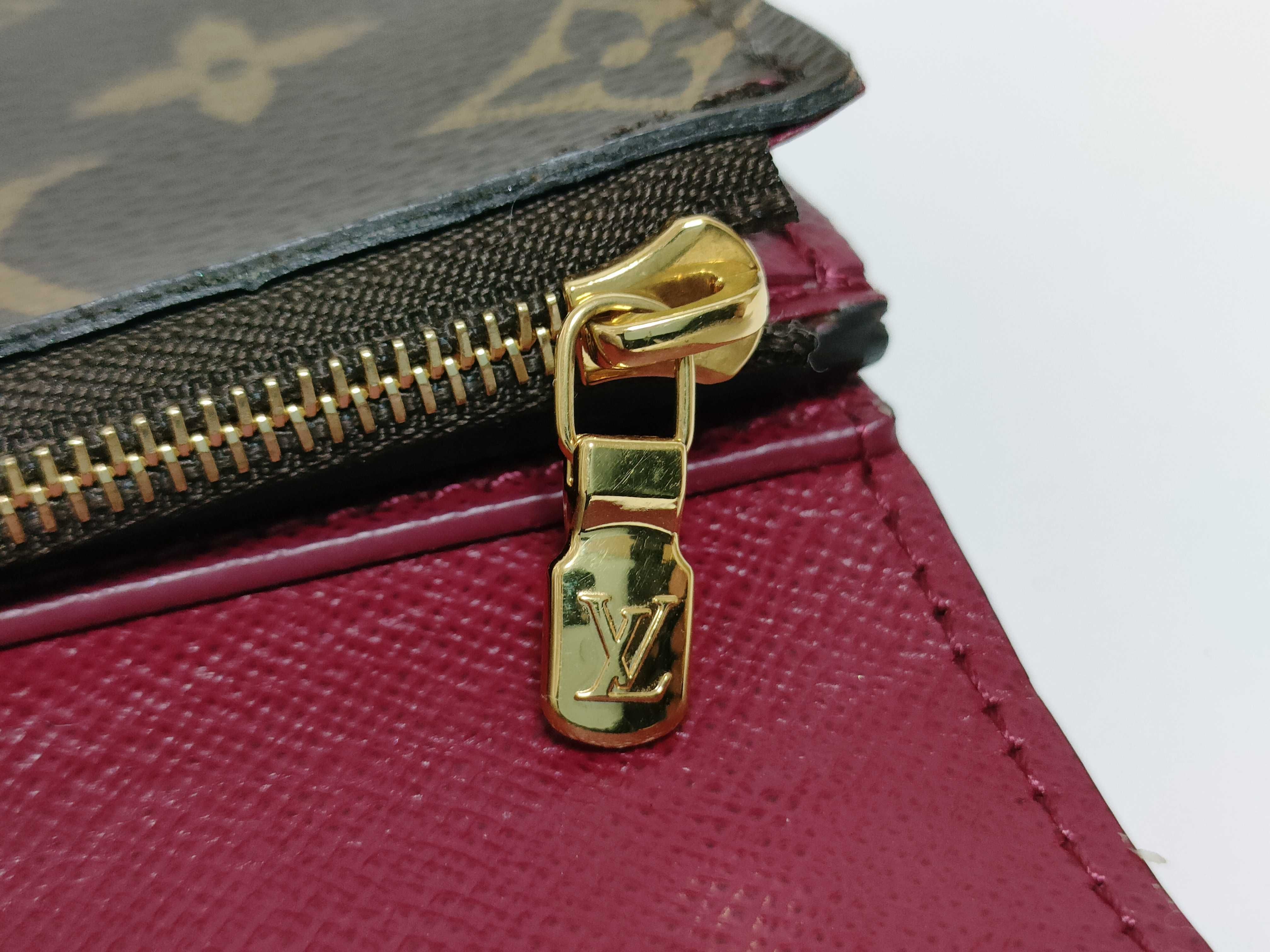Monogram Louis Vuitton Monogram Portefeuille Zoé Wallet — view 9