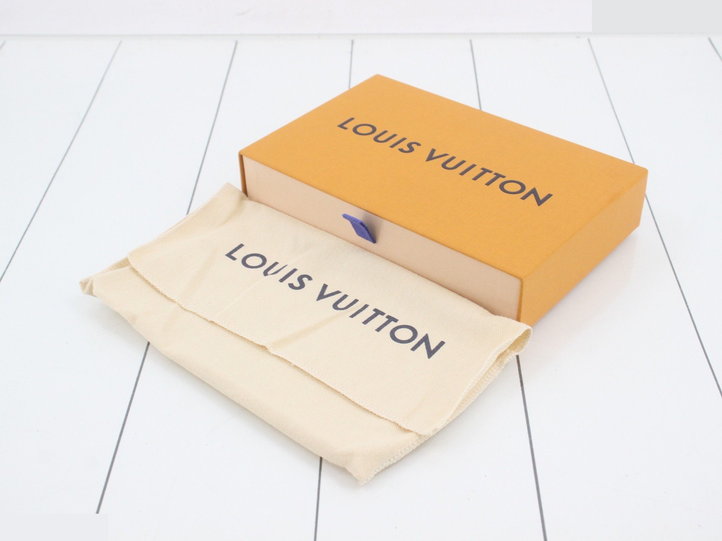 Monogram Portefeuille Sarah — view 5