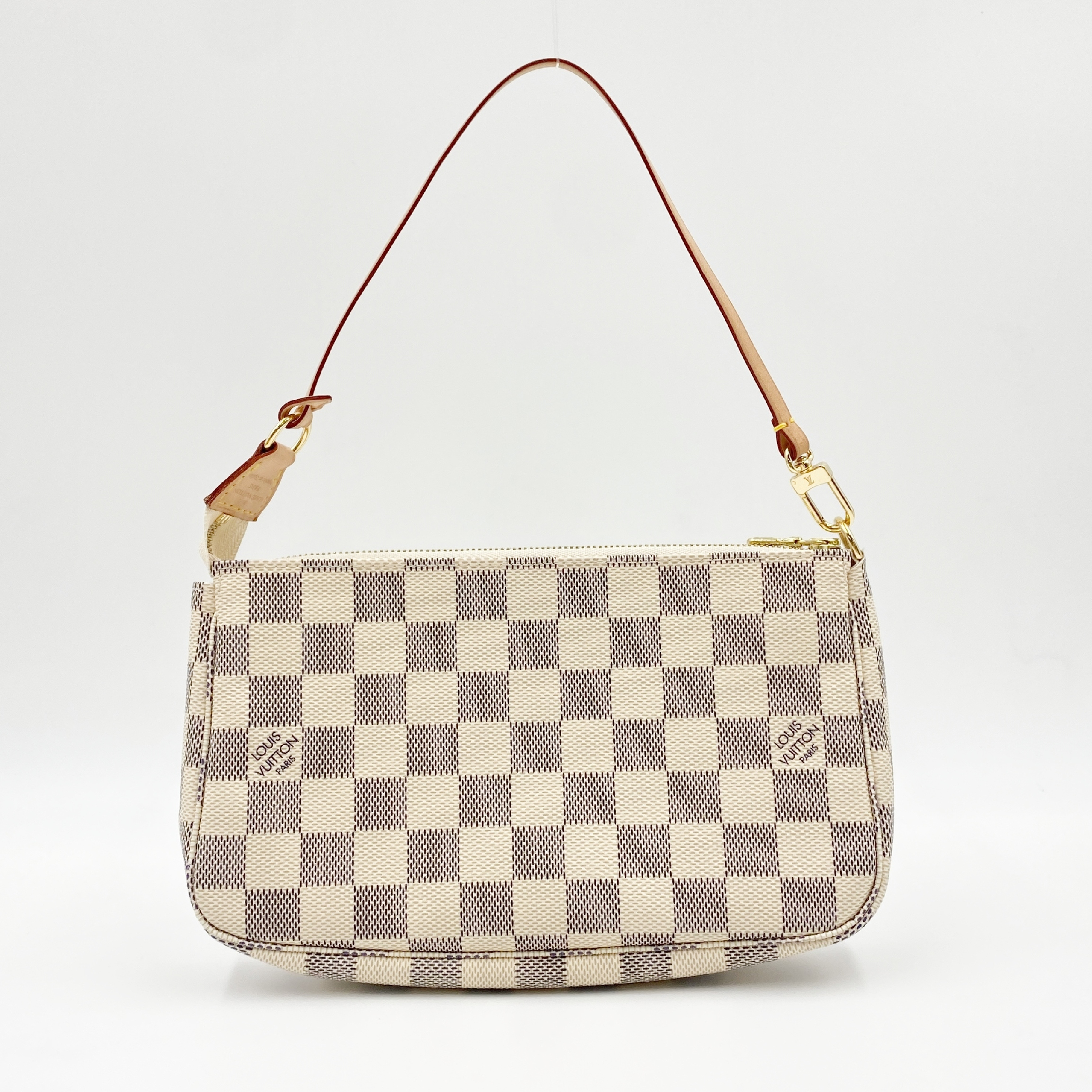 Pochette Accessoires (old model) Shoulder bag with dust bag and box. — view 2