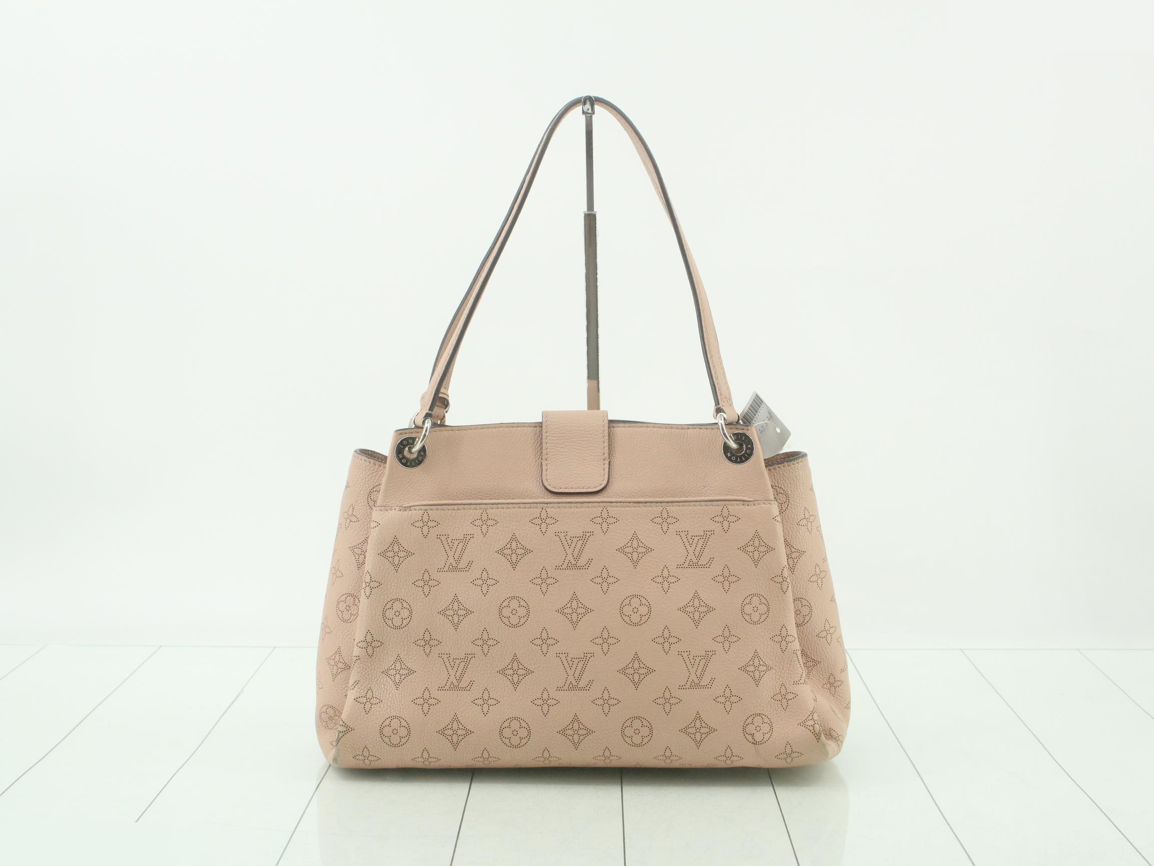 LV handbag, Sèvres, LV Mahina, B — view 2