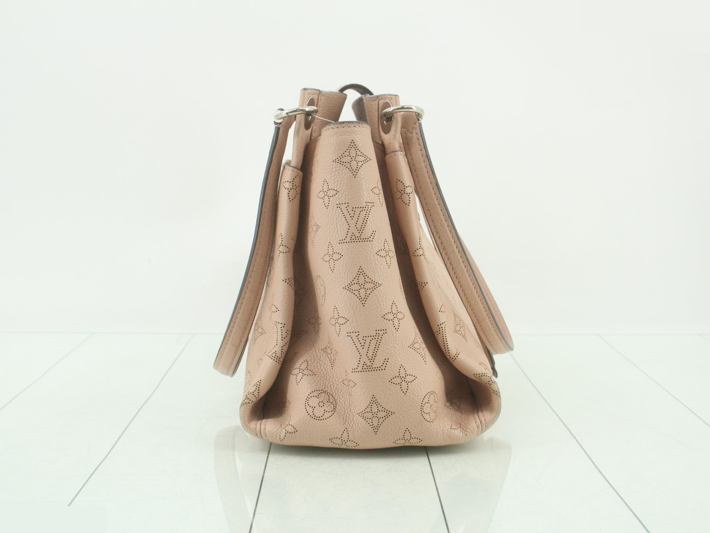 LV handbag, Sèvres, LV Mahina, B — view 4