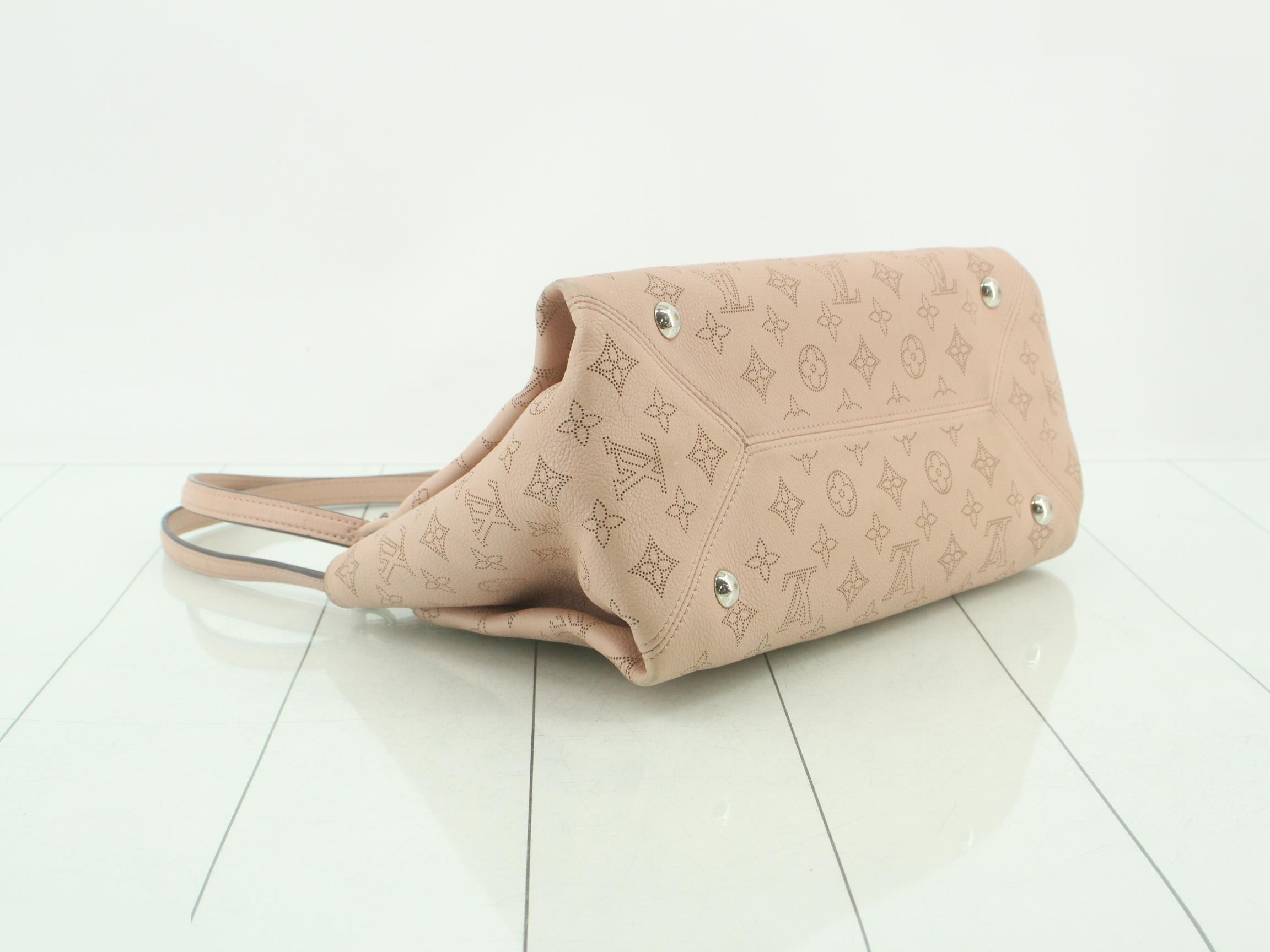 LV handbag, Sèvres, LV Mahina, B — view 5