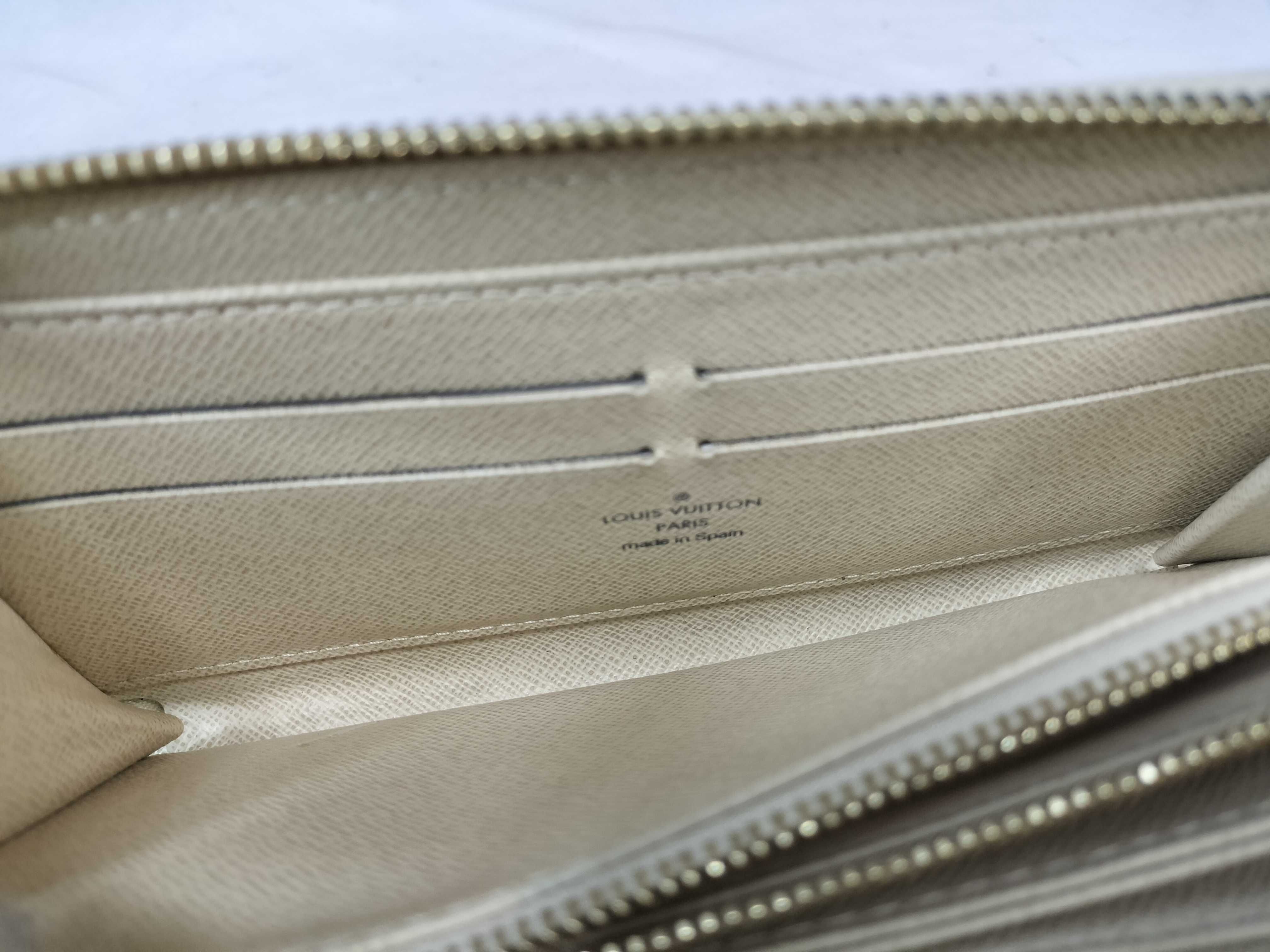 Damier Azur Zippy Wallet — view 14