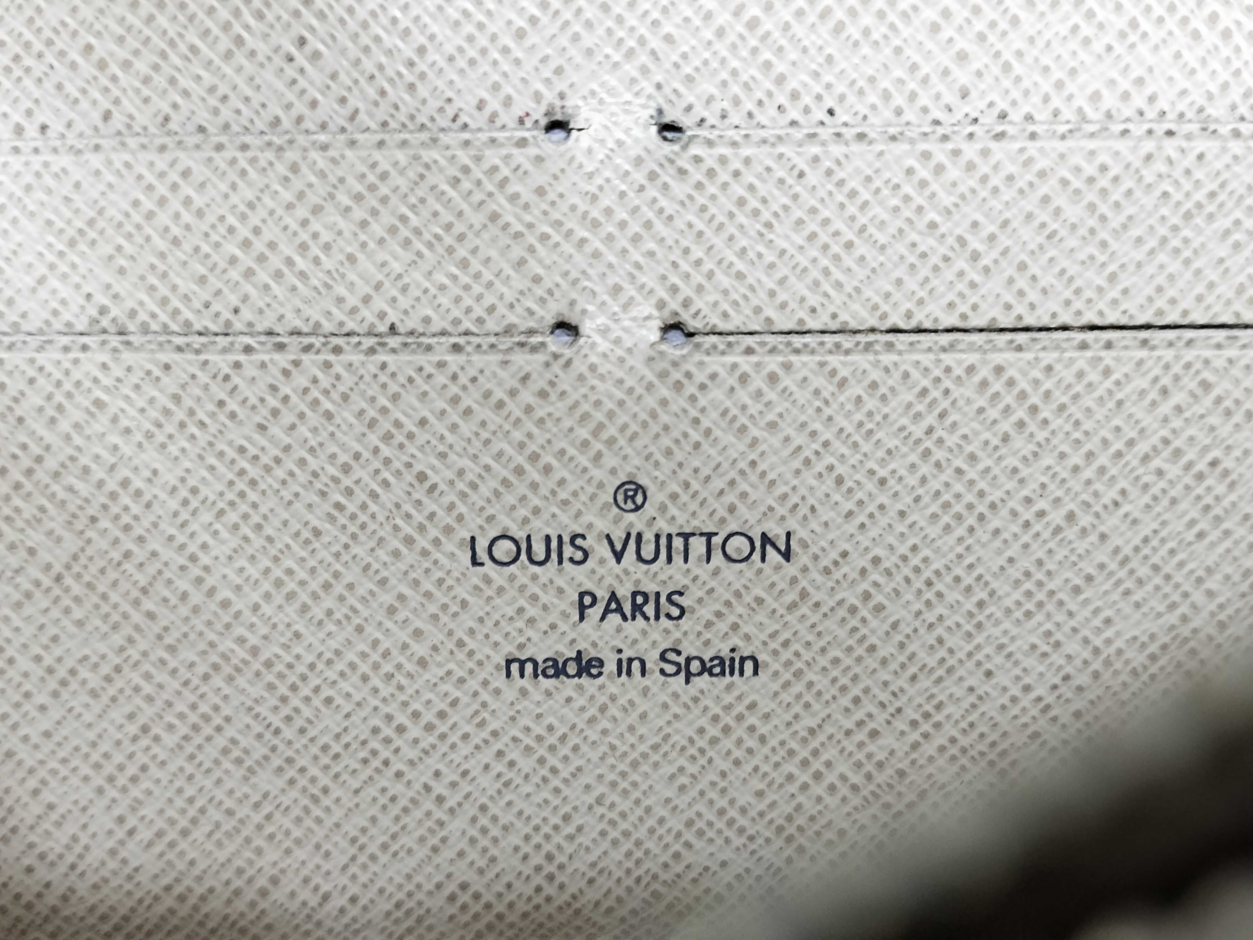 Damier Azur Zippy Wallet — view 15
