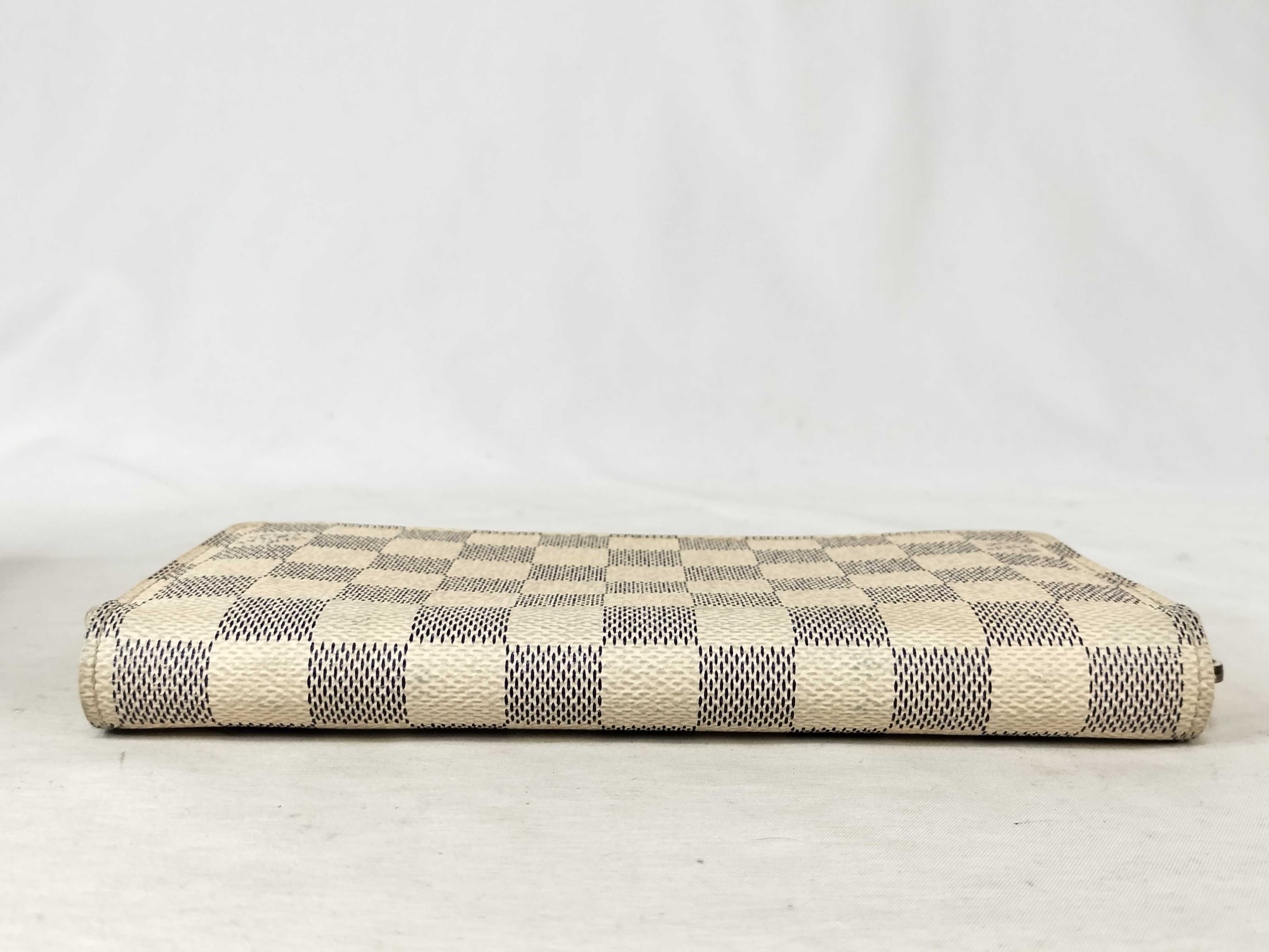 Damier Azur Zippy Wallet — view 3