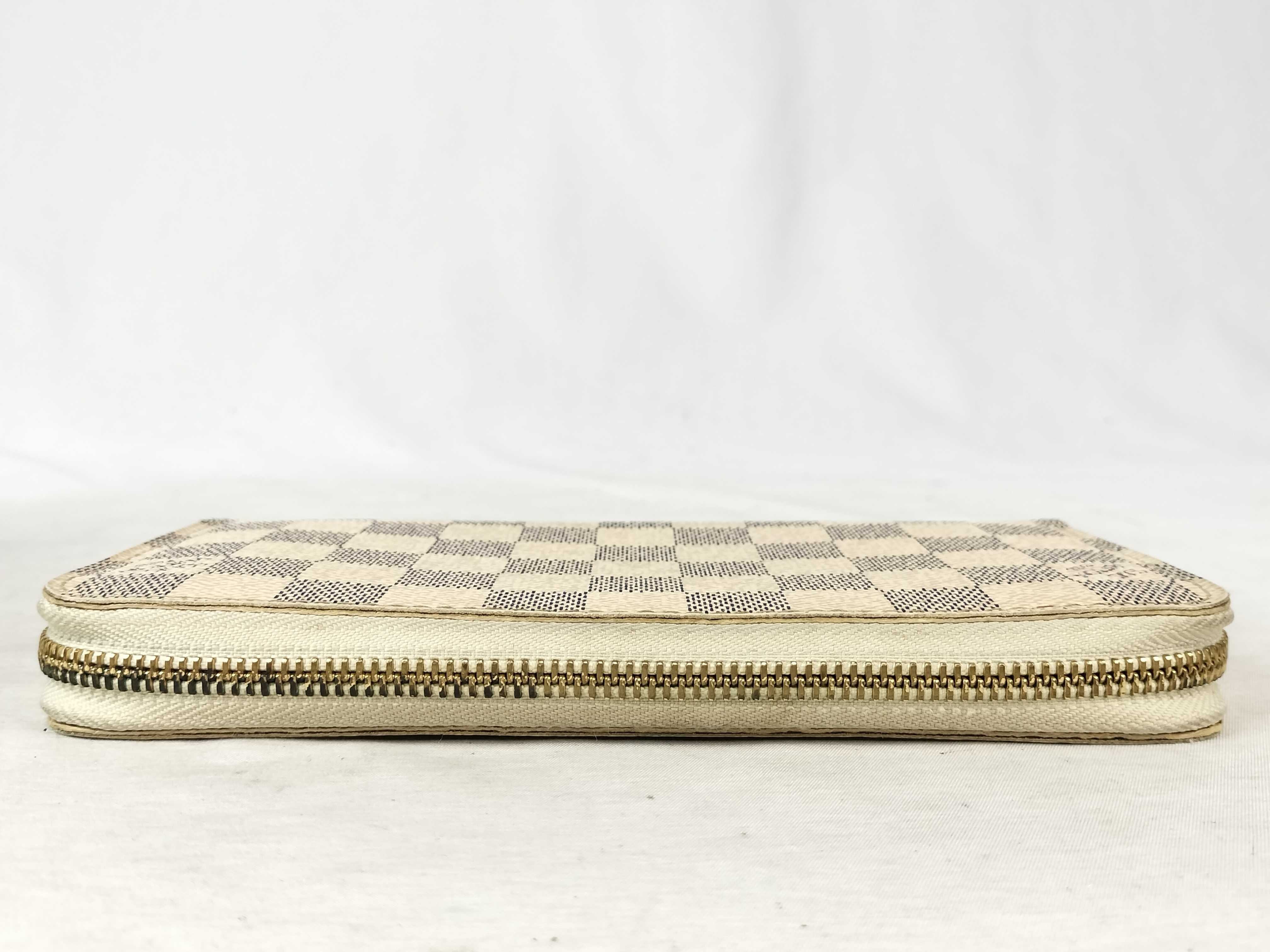 Damier Azur Zippy Wallet — view 6