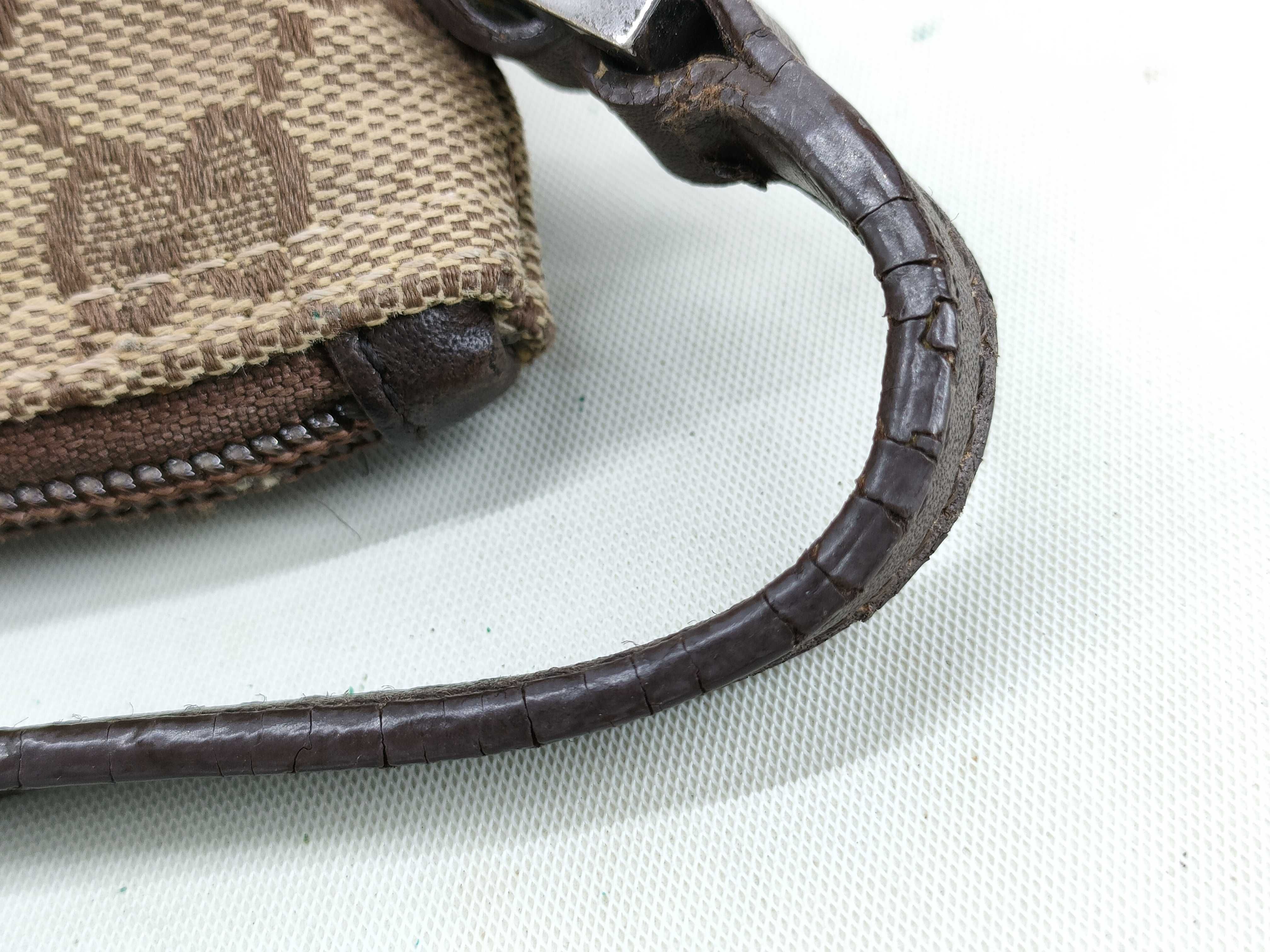 GG Canvas Gucci Supreme Canvas Accessory Pouch Handbag — view 6