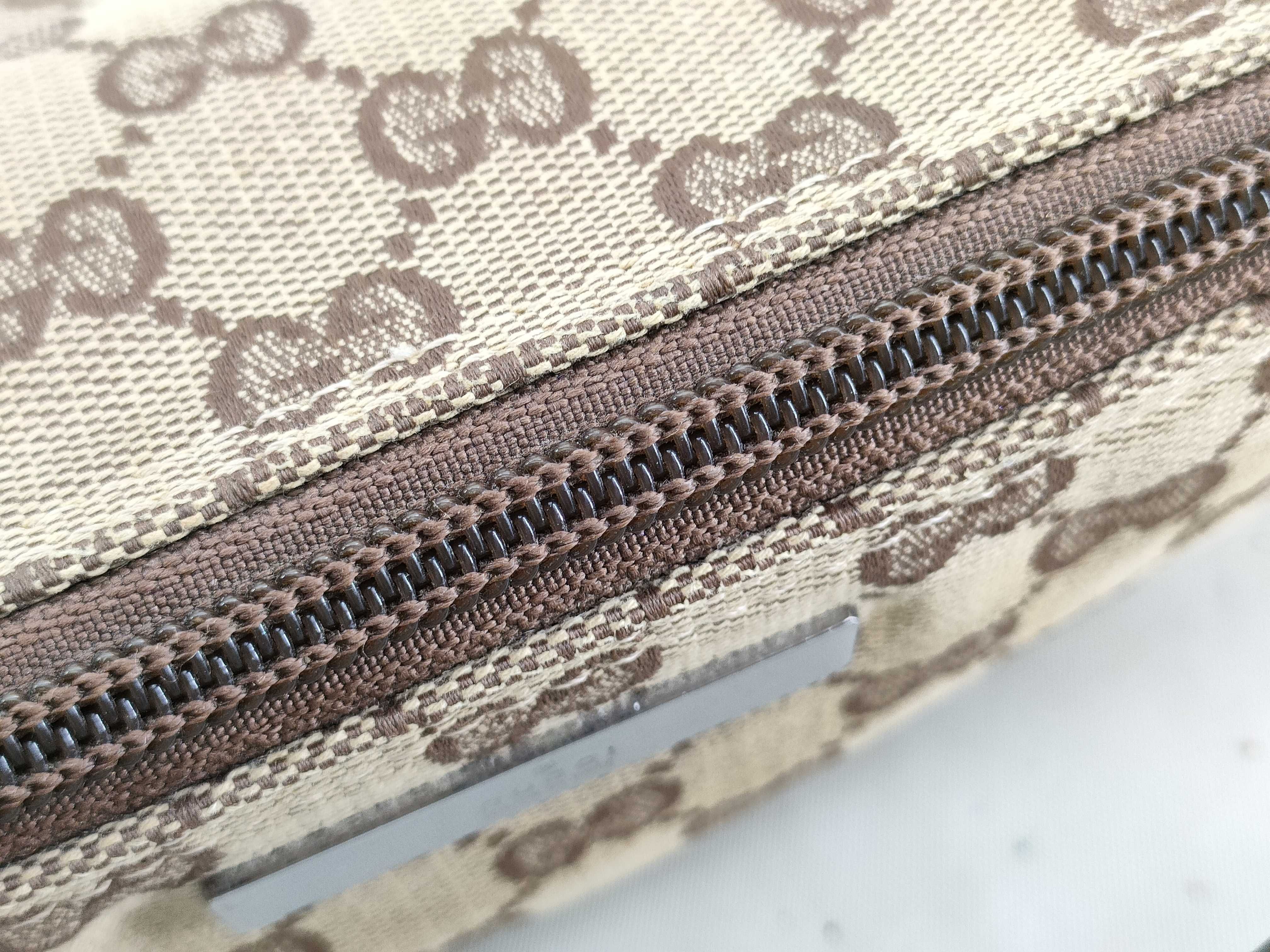 GG Canvas Gucci Supreme Canvas Accessory Pouch Handbag — view 8