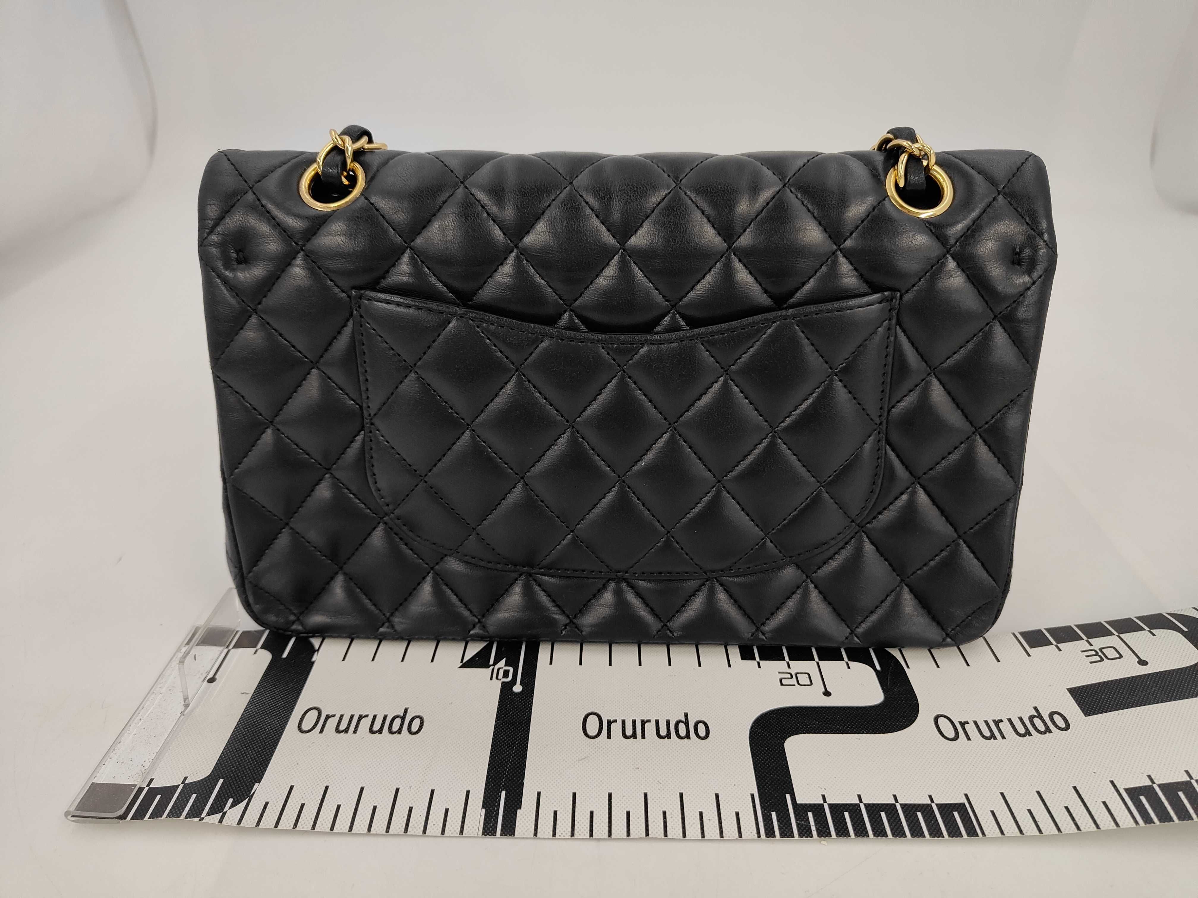 Double Flap CF Medium Chain Bag Black Gold Buckle Shoulder Bag — view 2