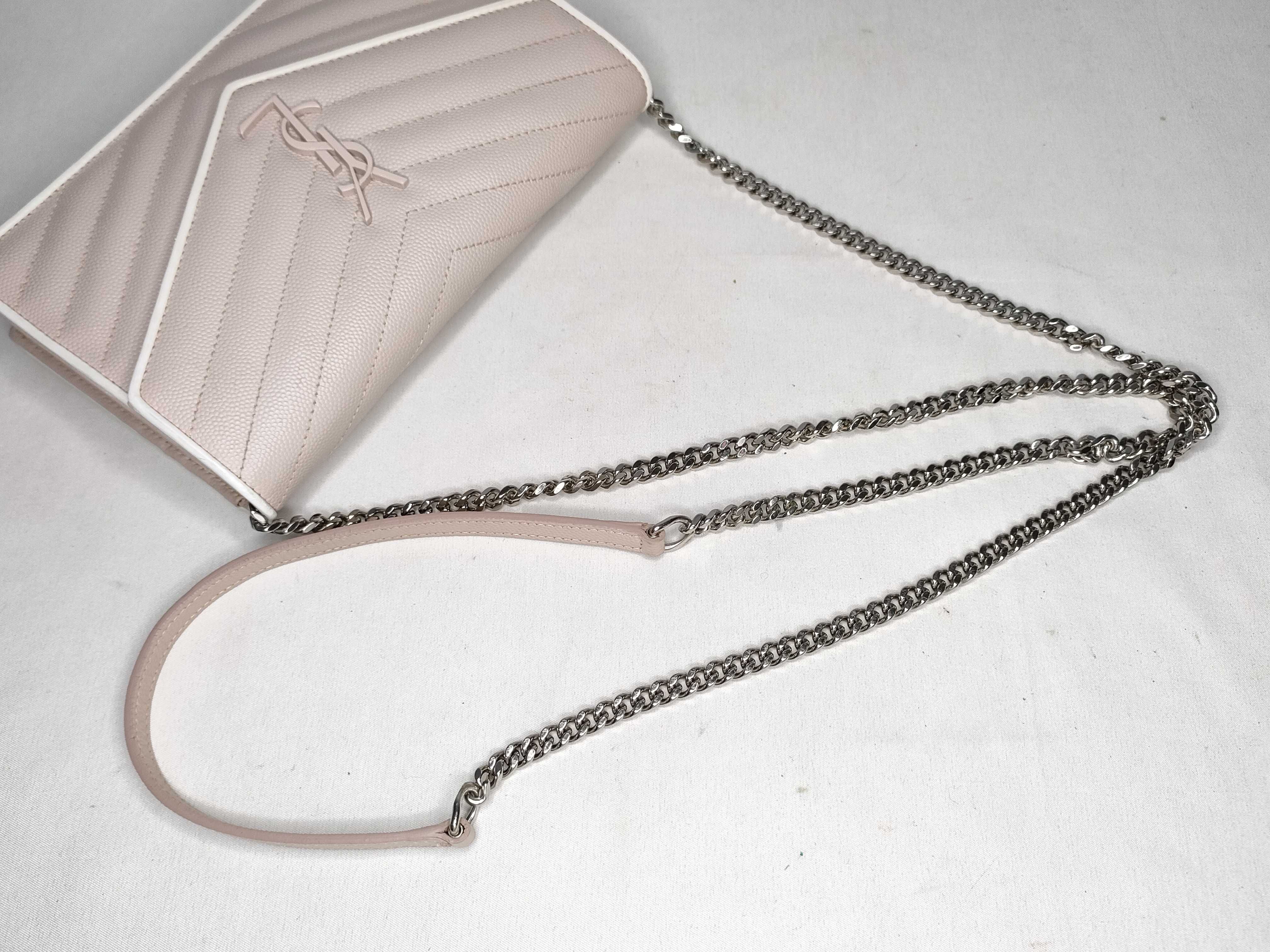 Cassandra Envelope 393953 Chain Wallet Light Pink Shoulder Bag — view 3