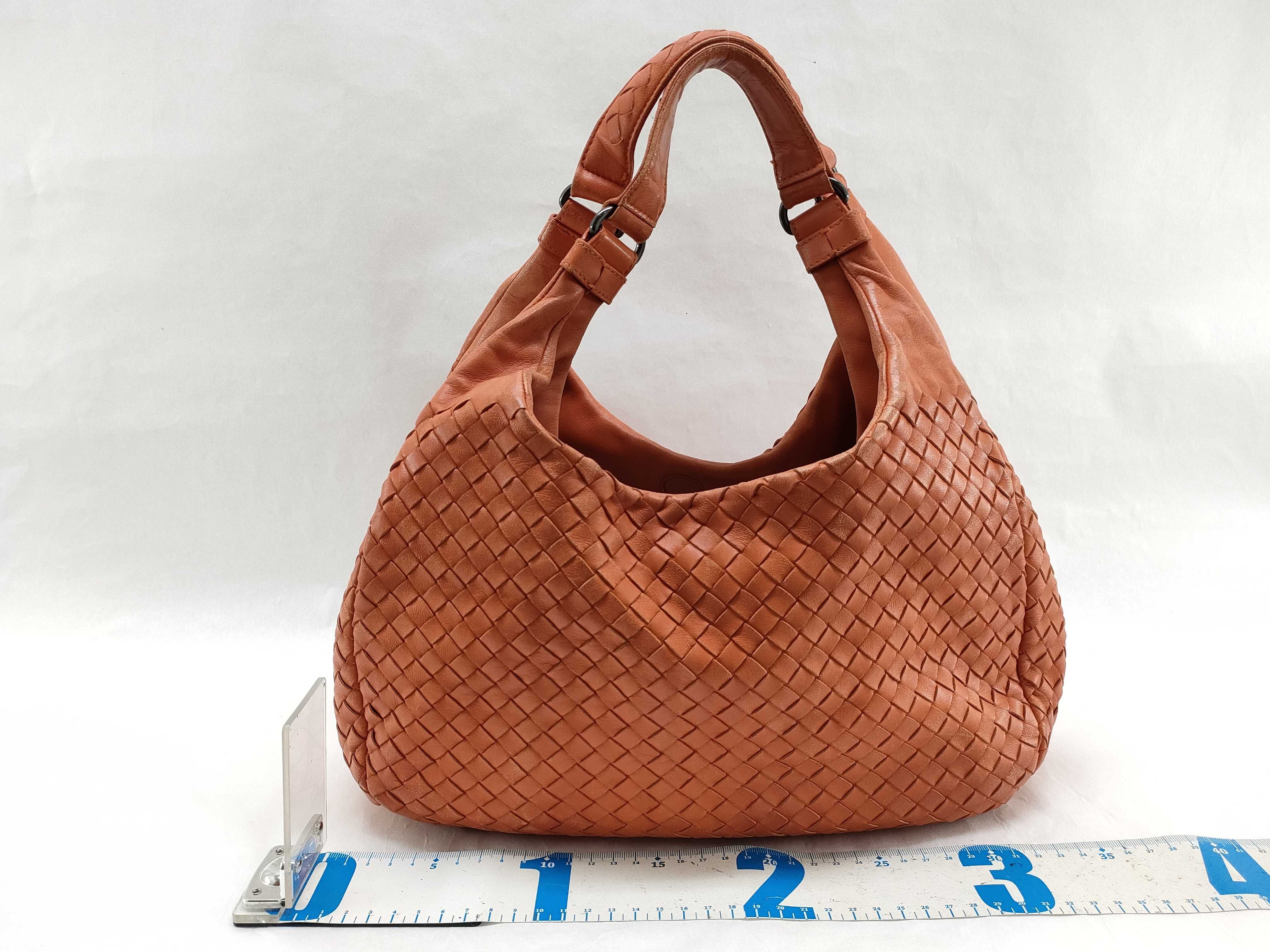 Intrecciato Medium Campana Orange Handbag — view 2