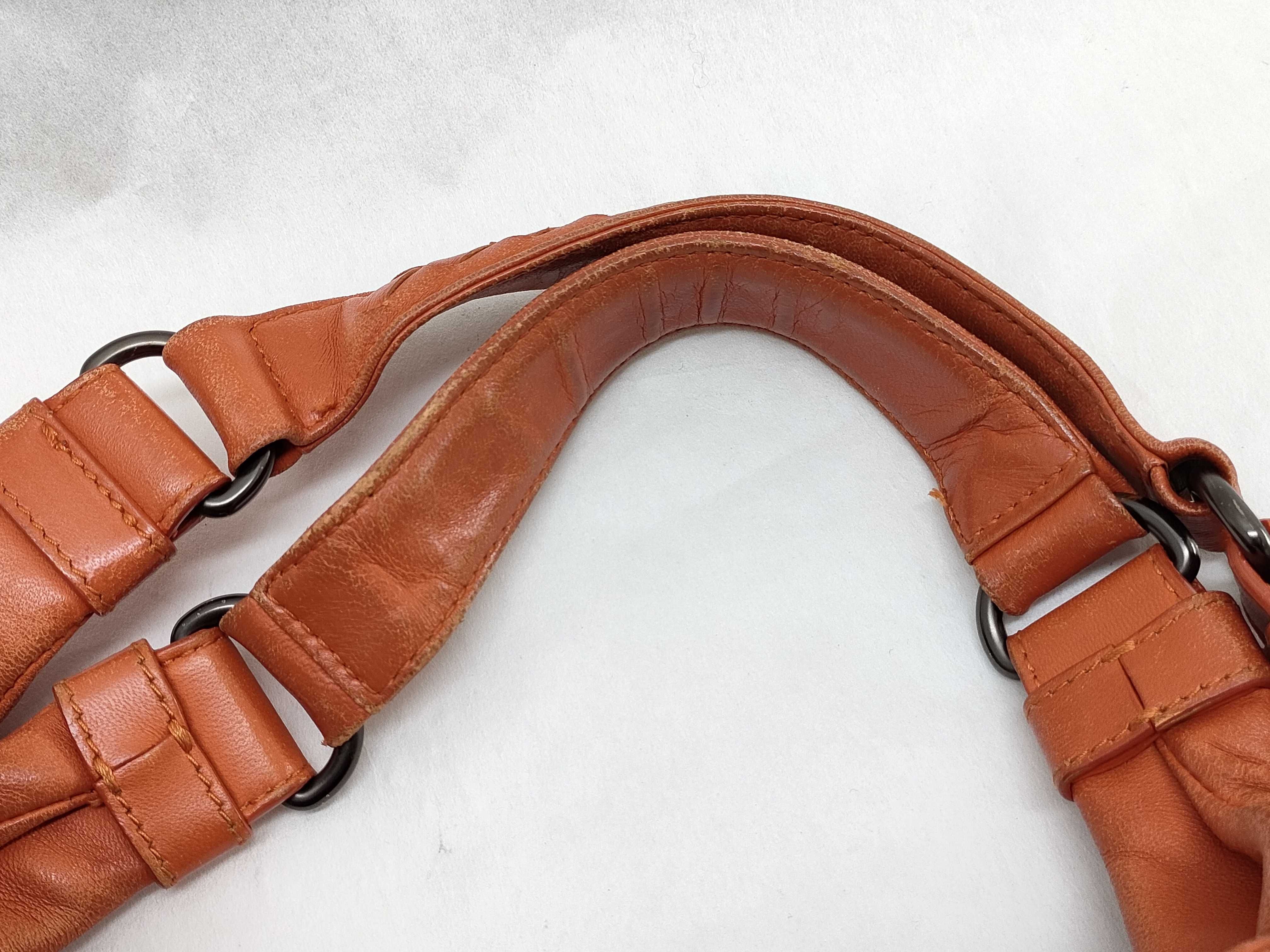 Intrecciato Medium Campana Orange Handbag — view 3