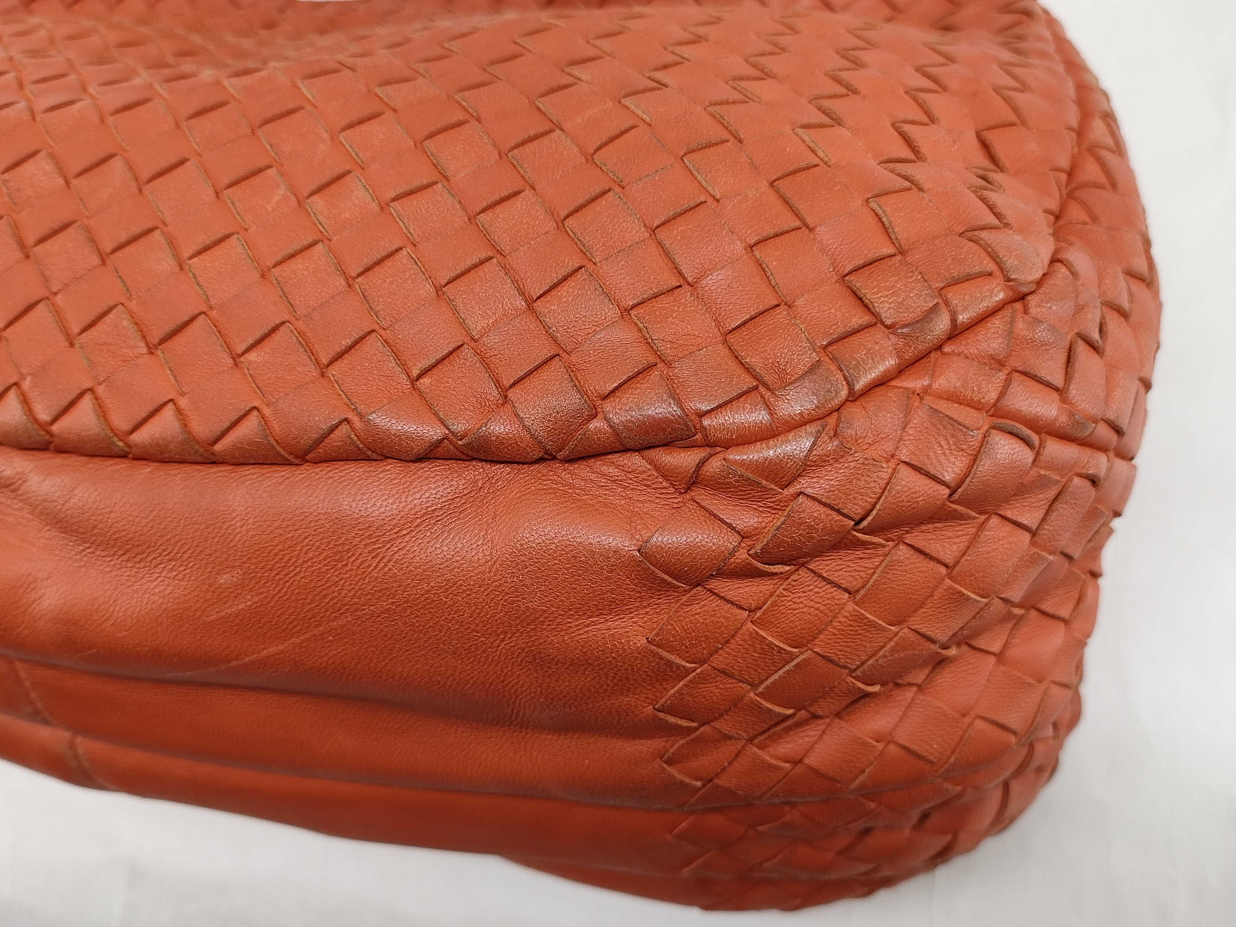 Intrecciato Medium Campana Orange Handbag — view 6