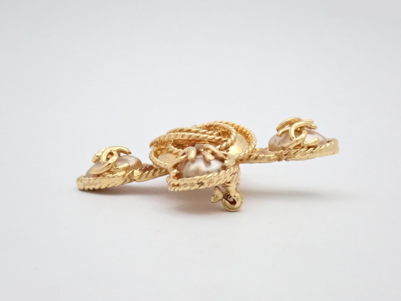 Coco Mark Gold Brooch 95A — view 3