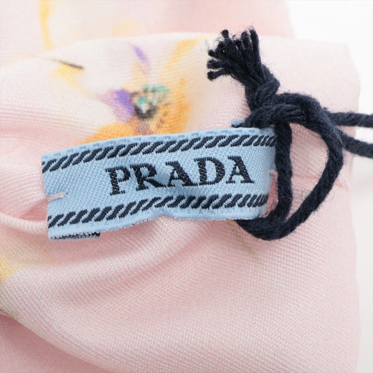 11F015 Re Nylon Scrunchie Nylon Pink Threaded fraying — view 3