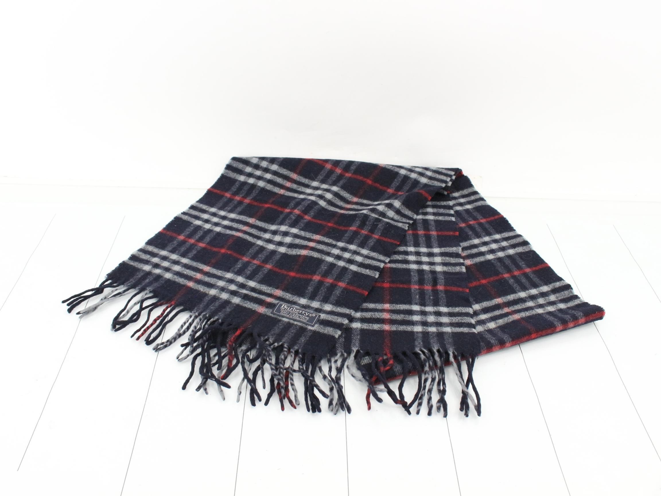 Other lines: Small items, accessories, and scarves — view 2