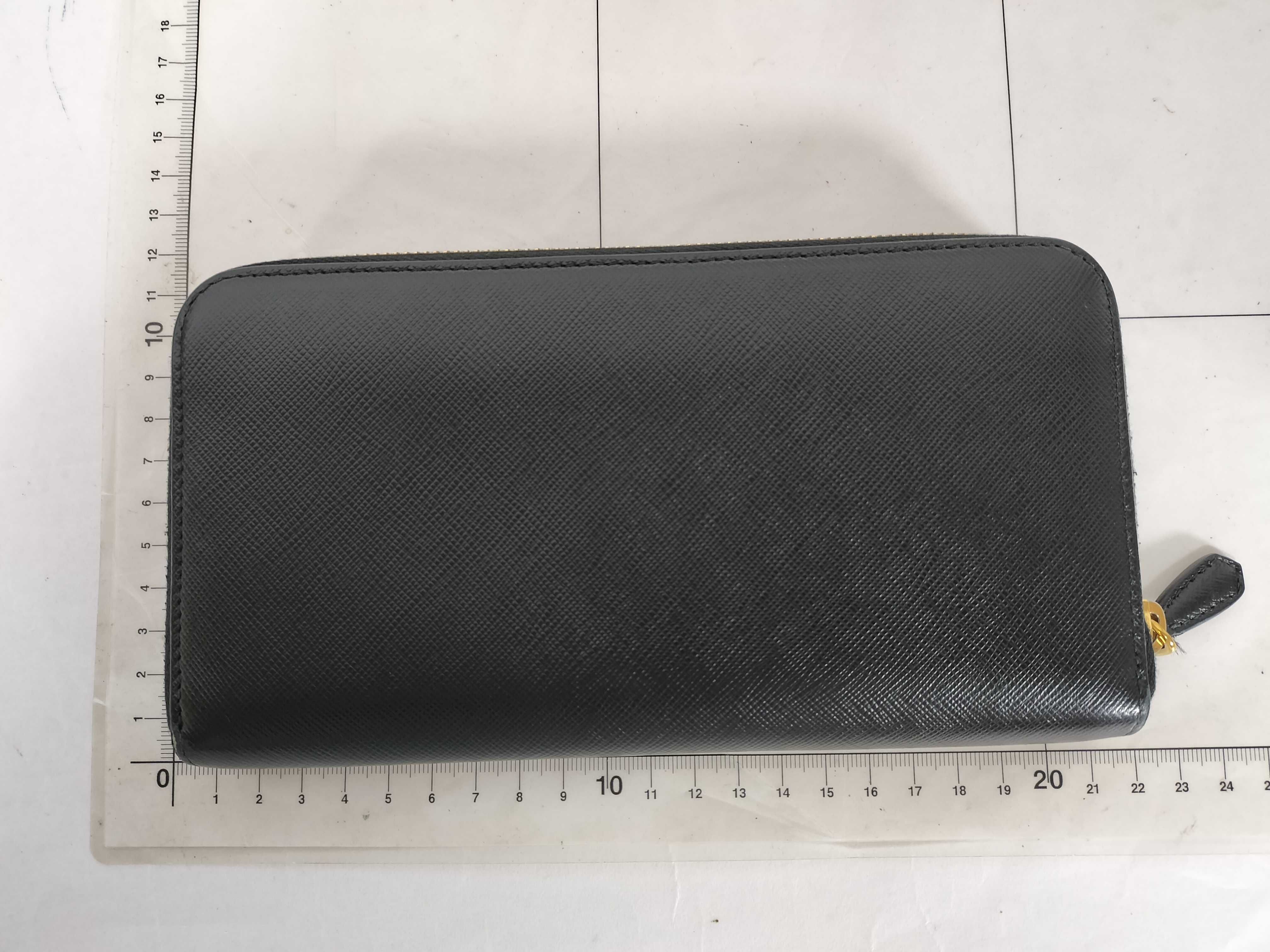 Long Wallet — view 2
