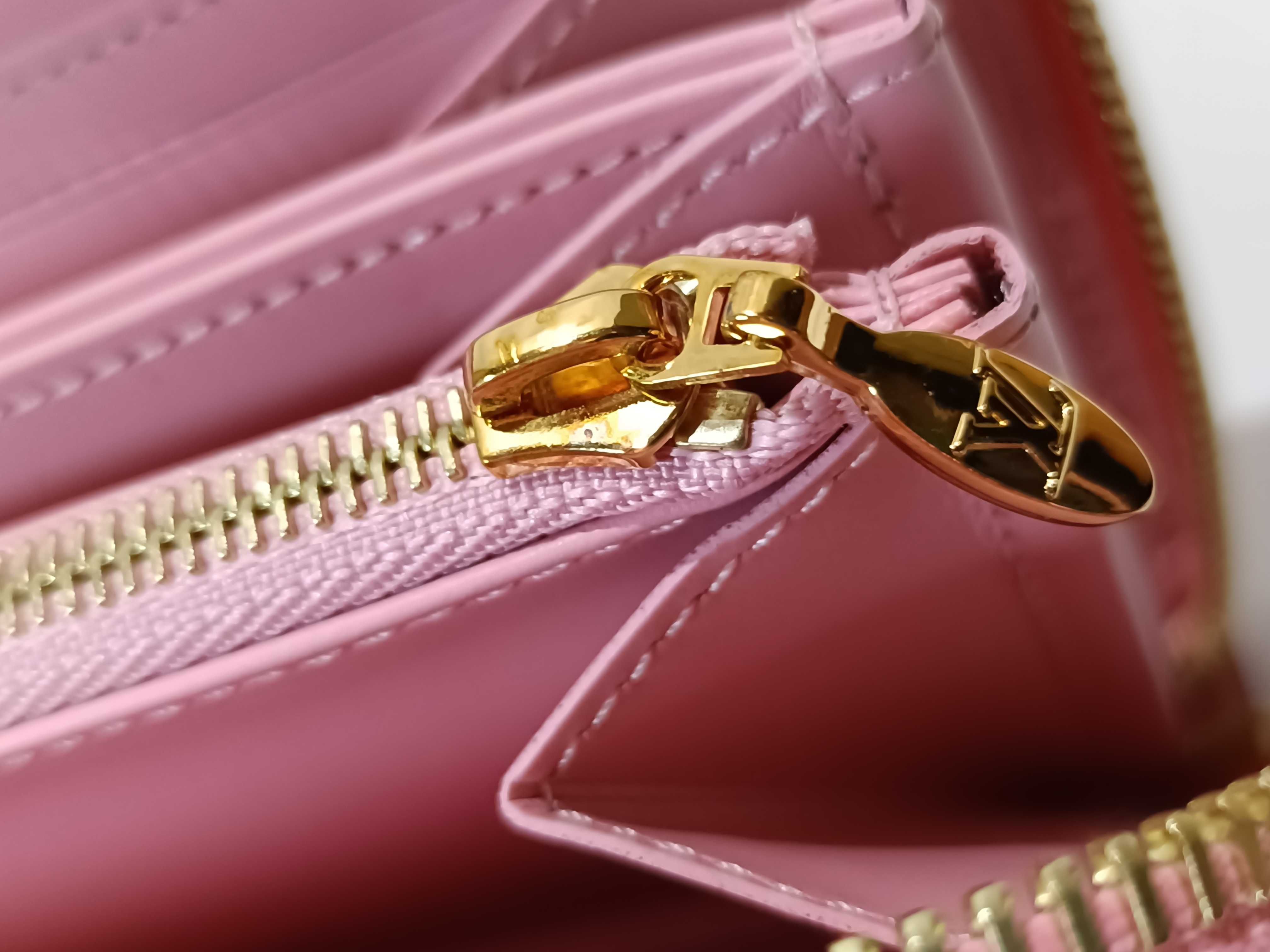 Vernis M80309 Zippy Wallet Pink Unused Wallet — view 9