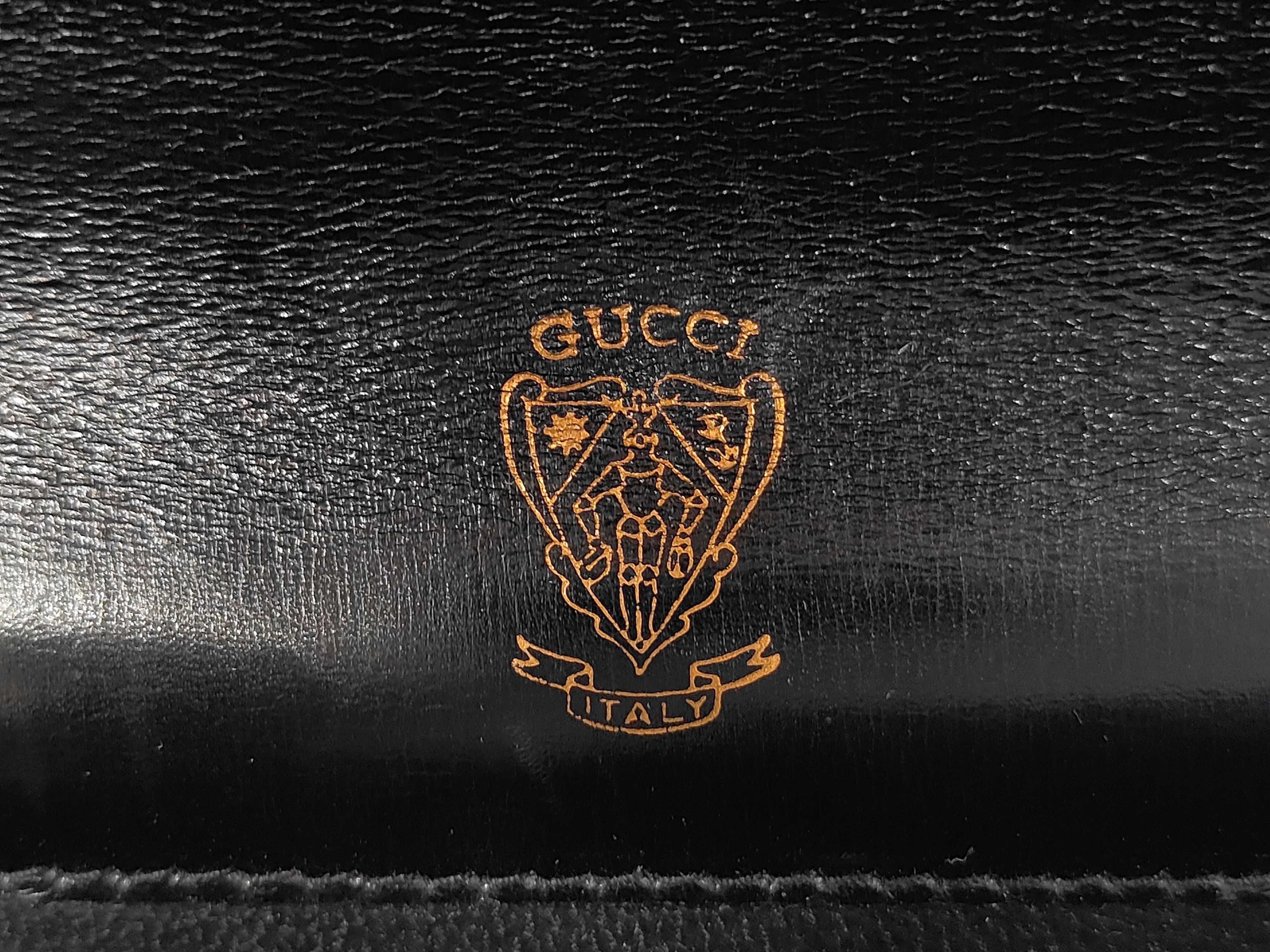 Old Gucci Leather Shoulder Bag — view 8