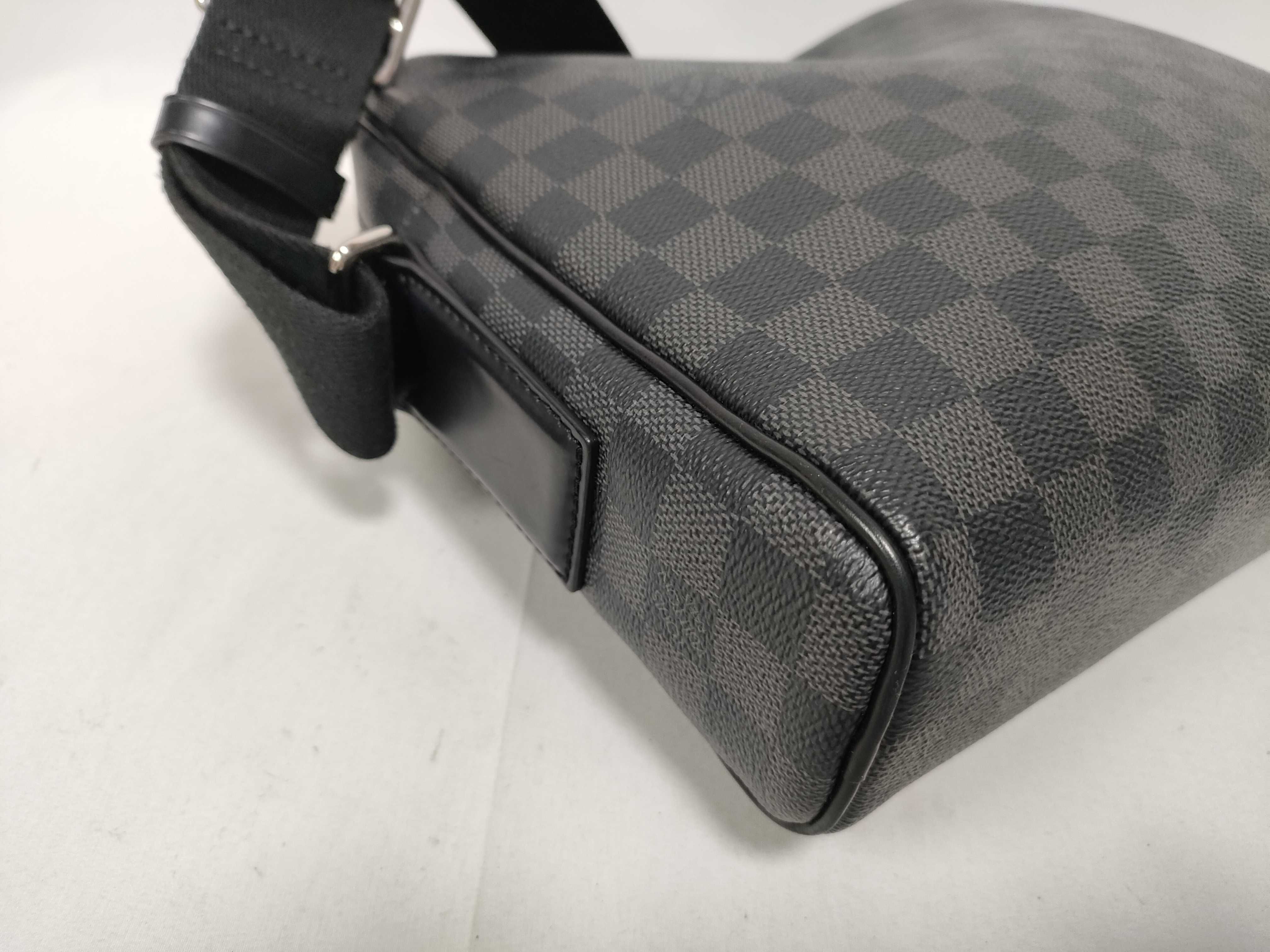Damier Graphite Louis Vuitton Bag Shoulder Bag — view 5