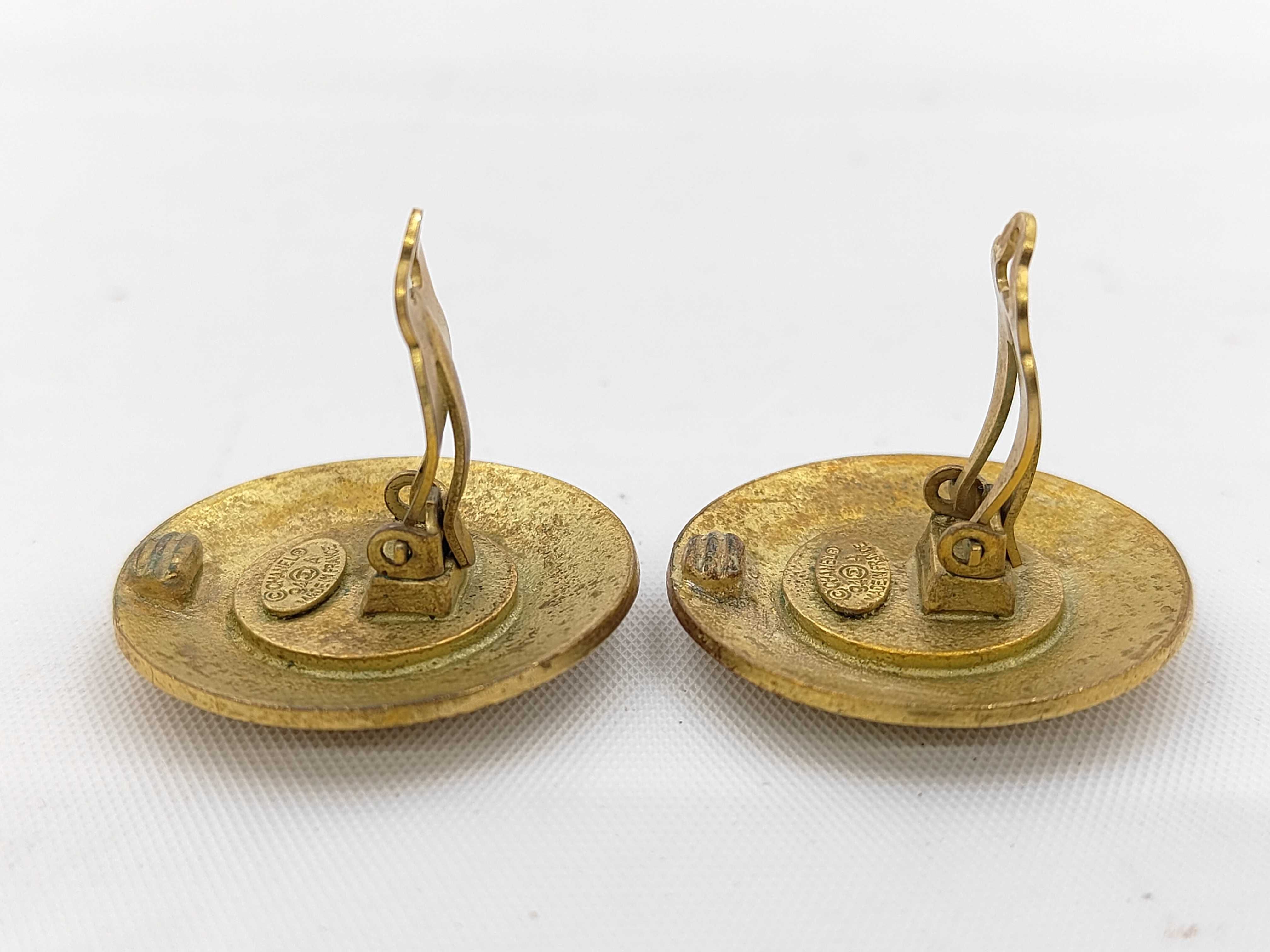 earrings, Coco Mark circle, gold earrings — view 4
