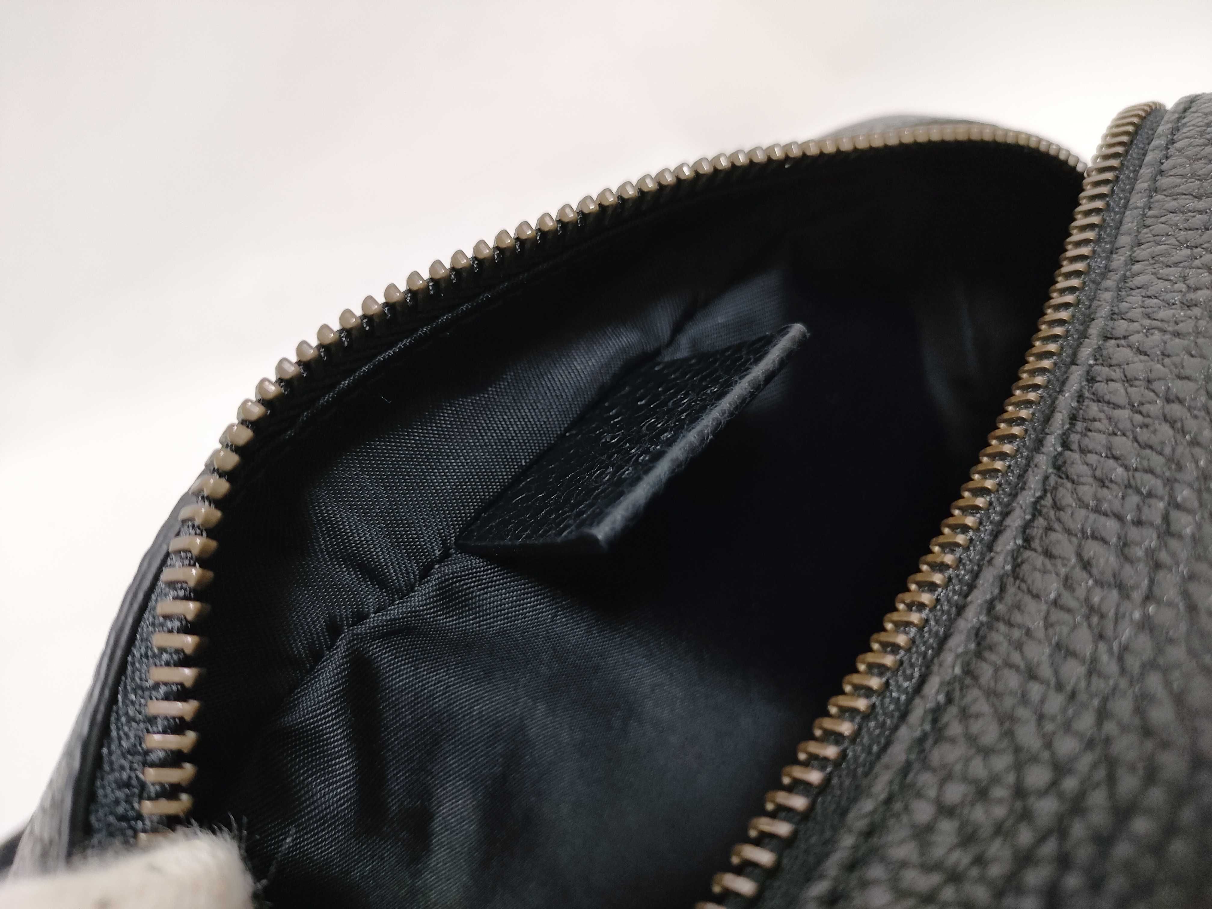 Soho Shoulder Bag, Interlocking G, Soho Disco Bag, Small Leather, 347994, with Dust Bag. — view 12