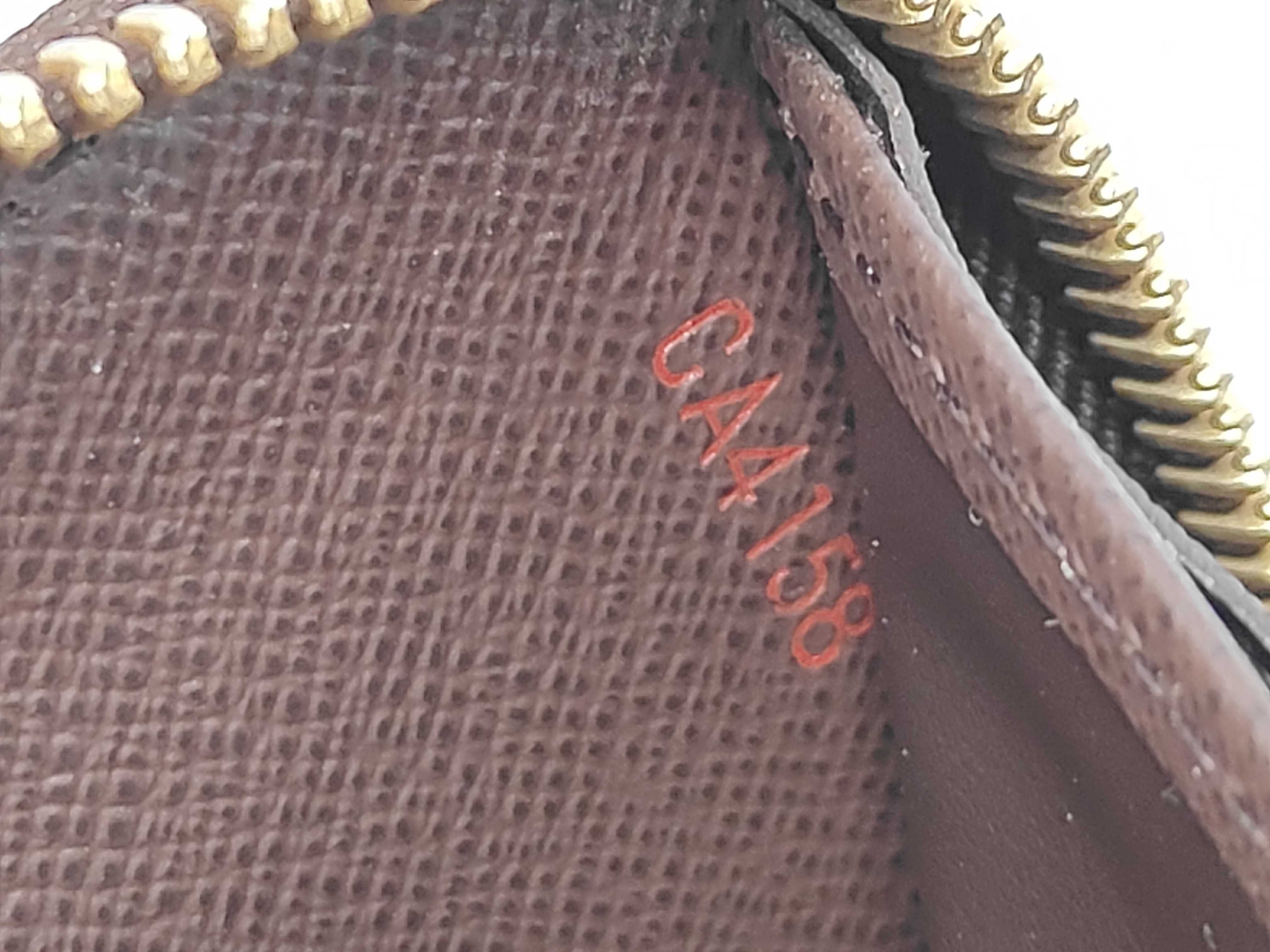 Damier Zippy Wallet — view 9