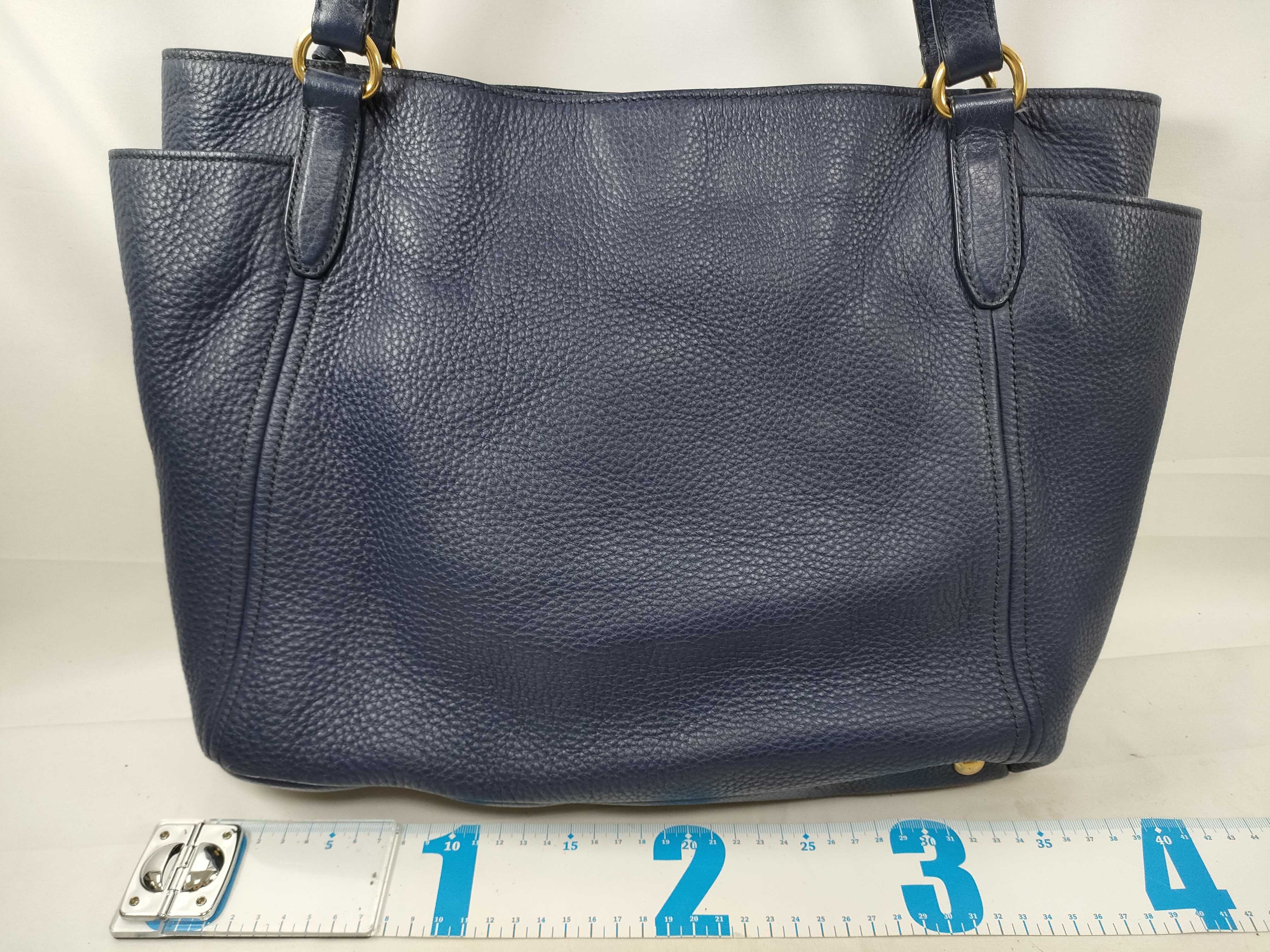 tote bag, Vitello Daino leather — view 2