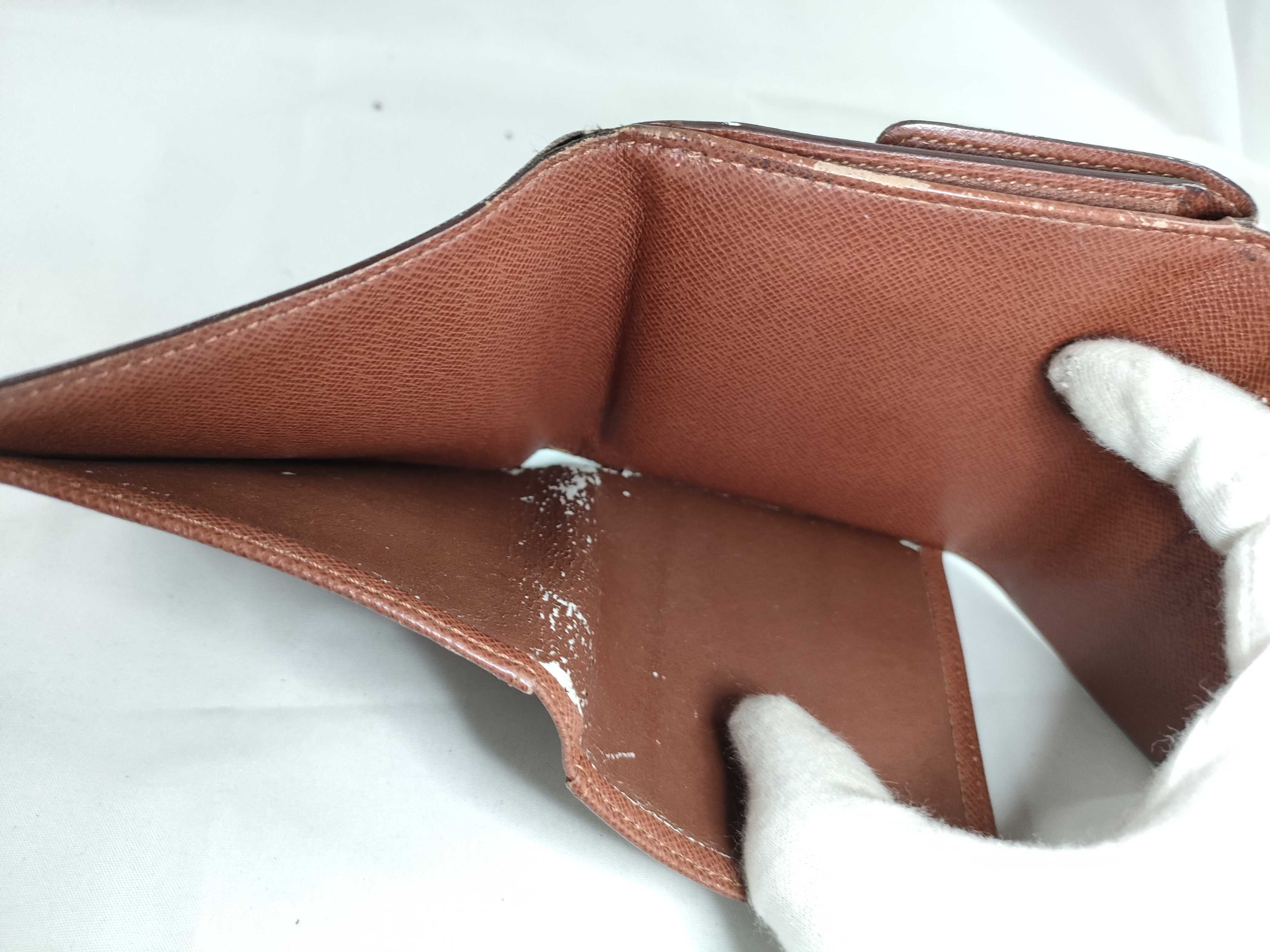 Monogram Louis Vuitton Monogram Wallet Portemonnaie Vie Carte Credit M61652 Wallet — view 9