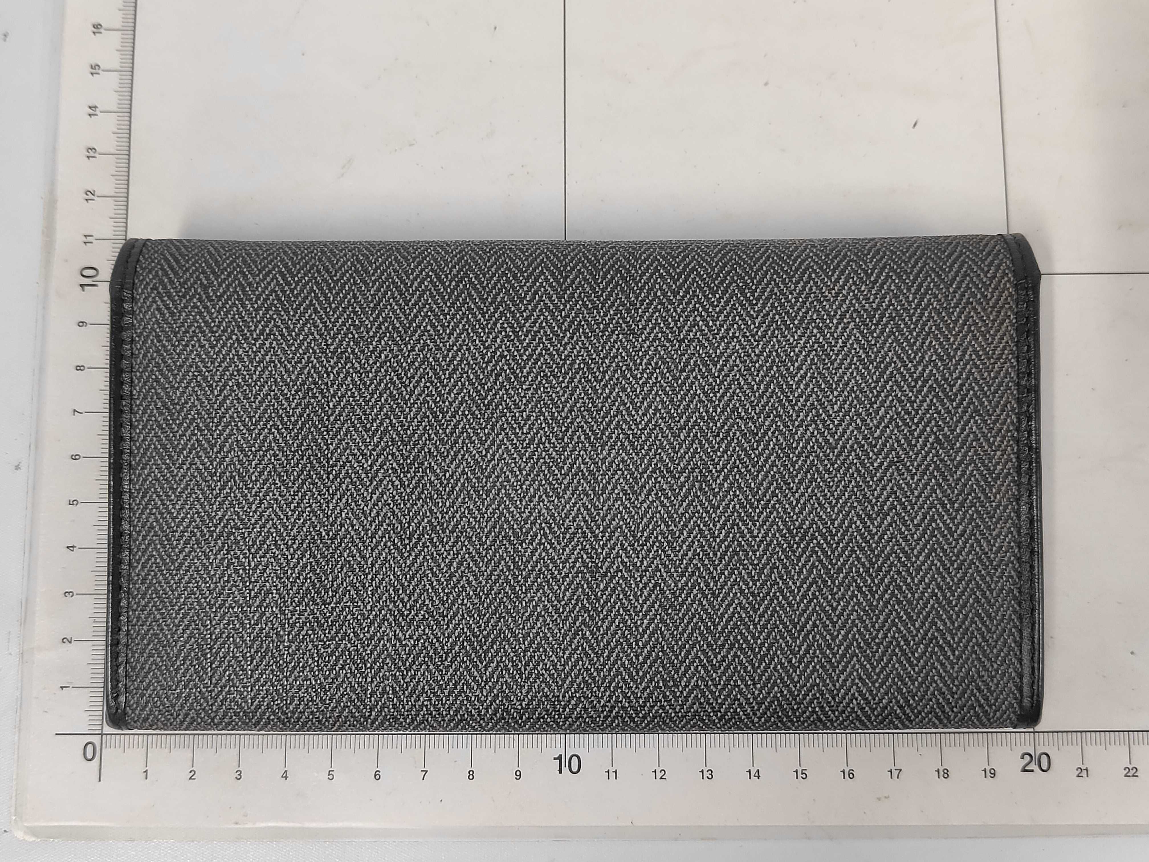 wallet — view 2