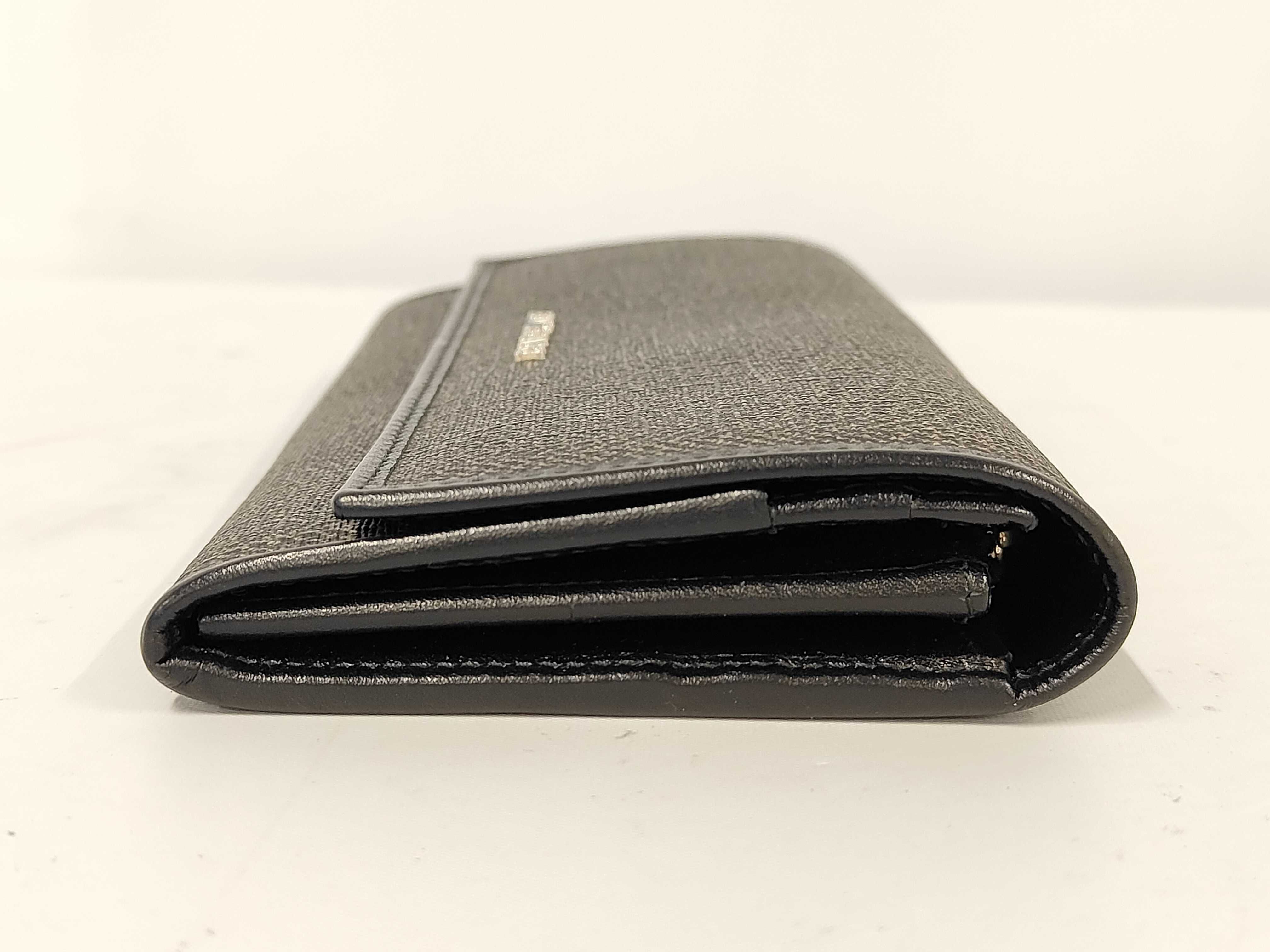 wallet — view 5