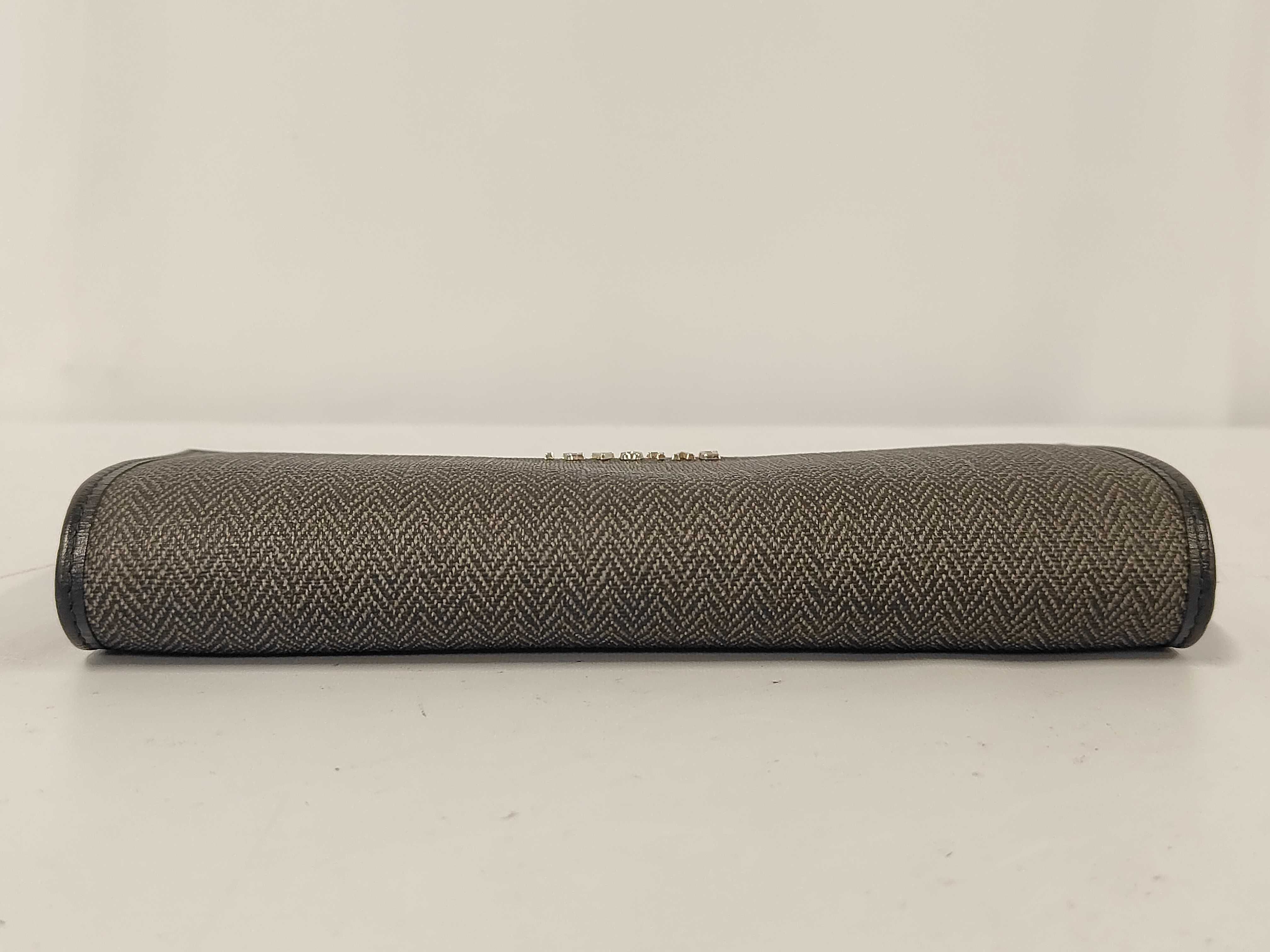 wallet — view 6