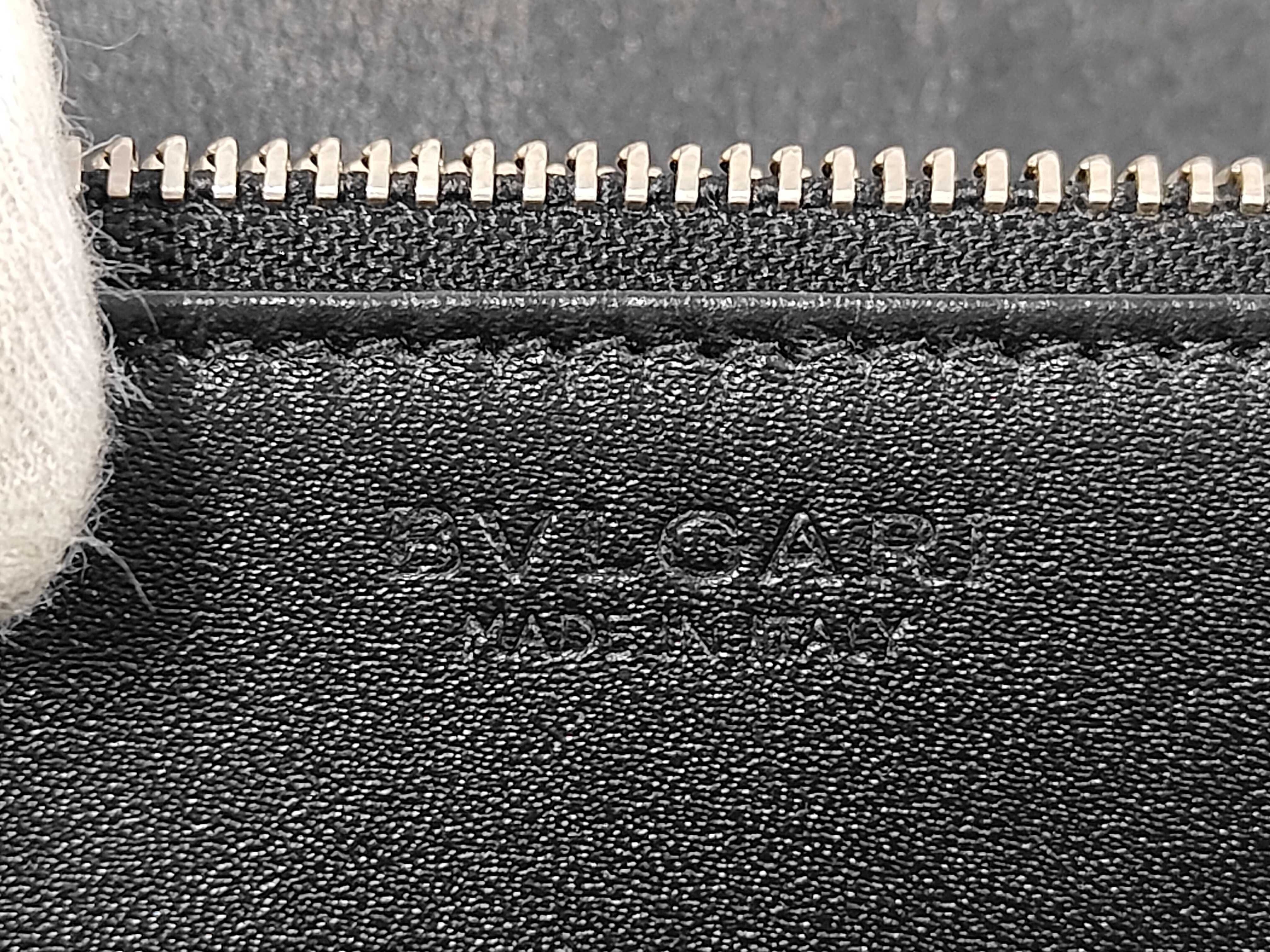 wallet — view 9